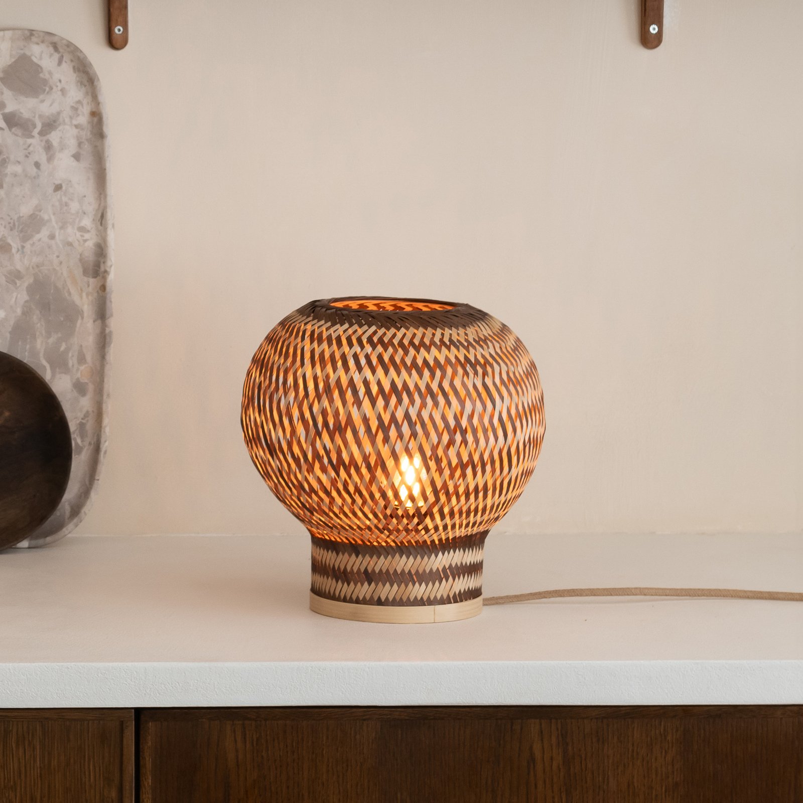 GOOD & MOJO Lampe de table Barbados, marron, Ø 25 cm, bambou, E27