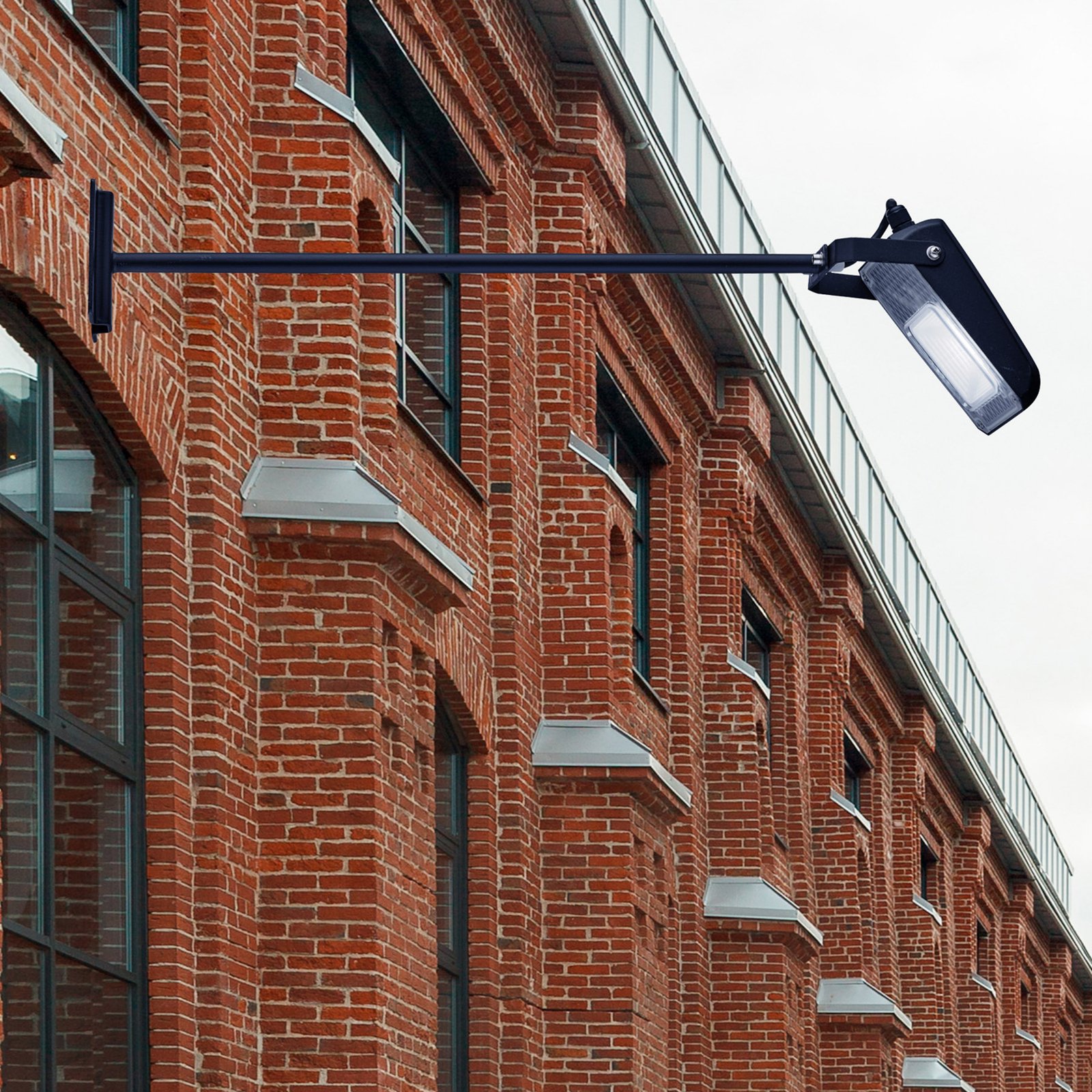 LED-Außenwandlampe Pub mit langem Arm, IP65
