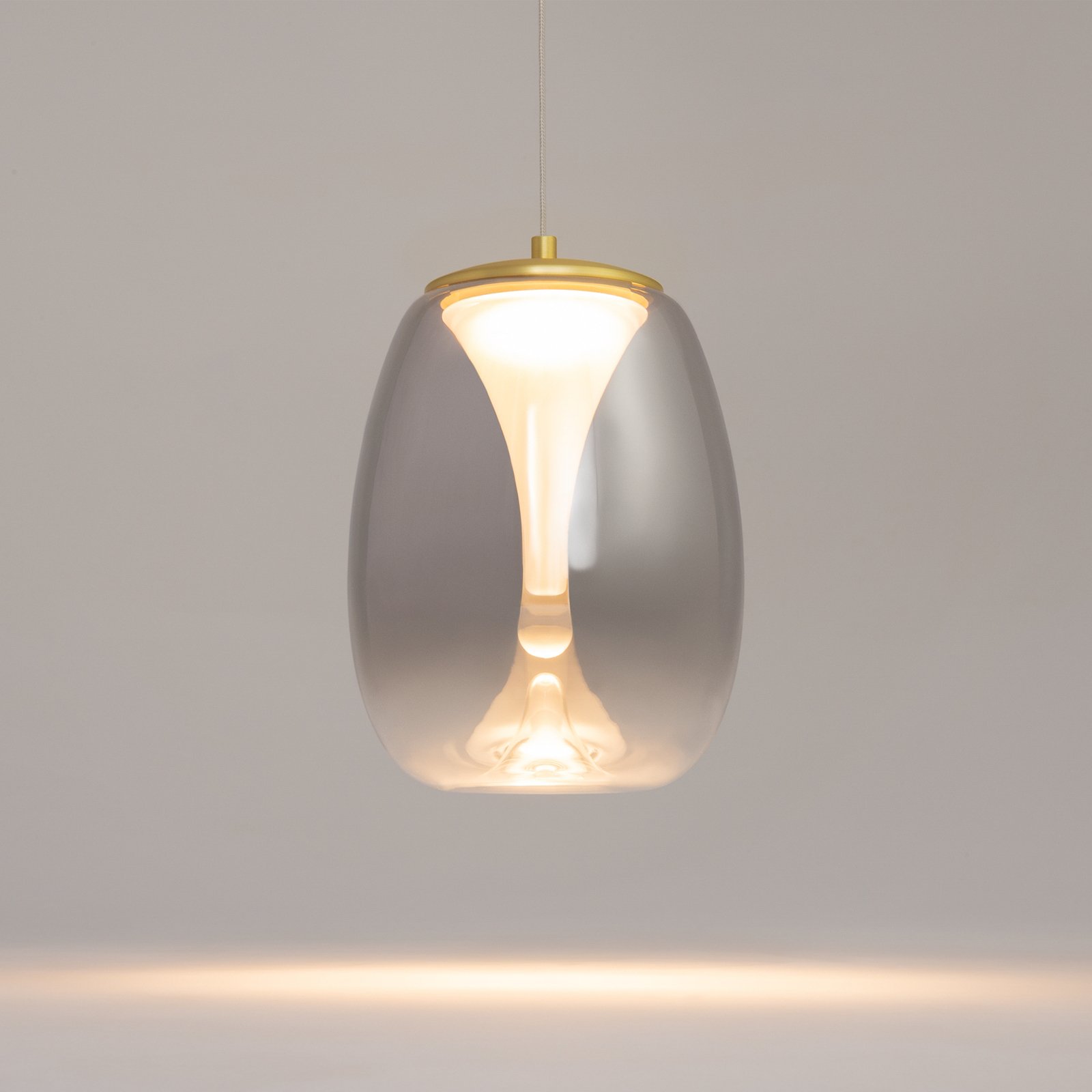 Candeeiro suspenso LED Maytoni Splash, cinzento fumado, Ø 20 cm, vidro