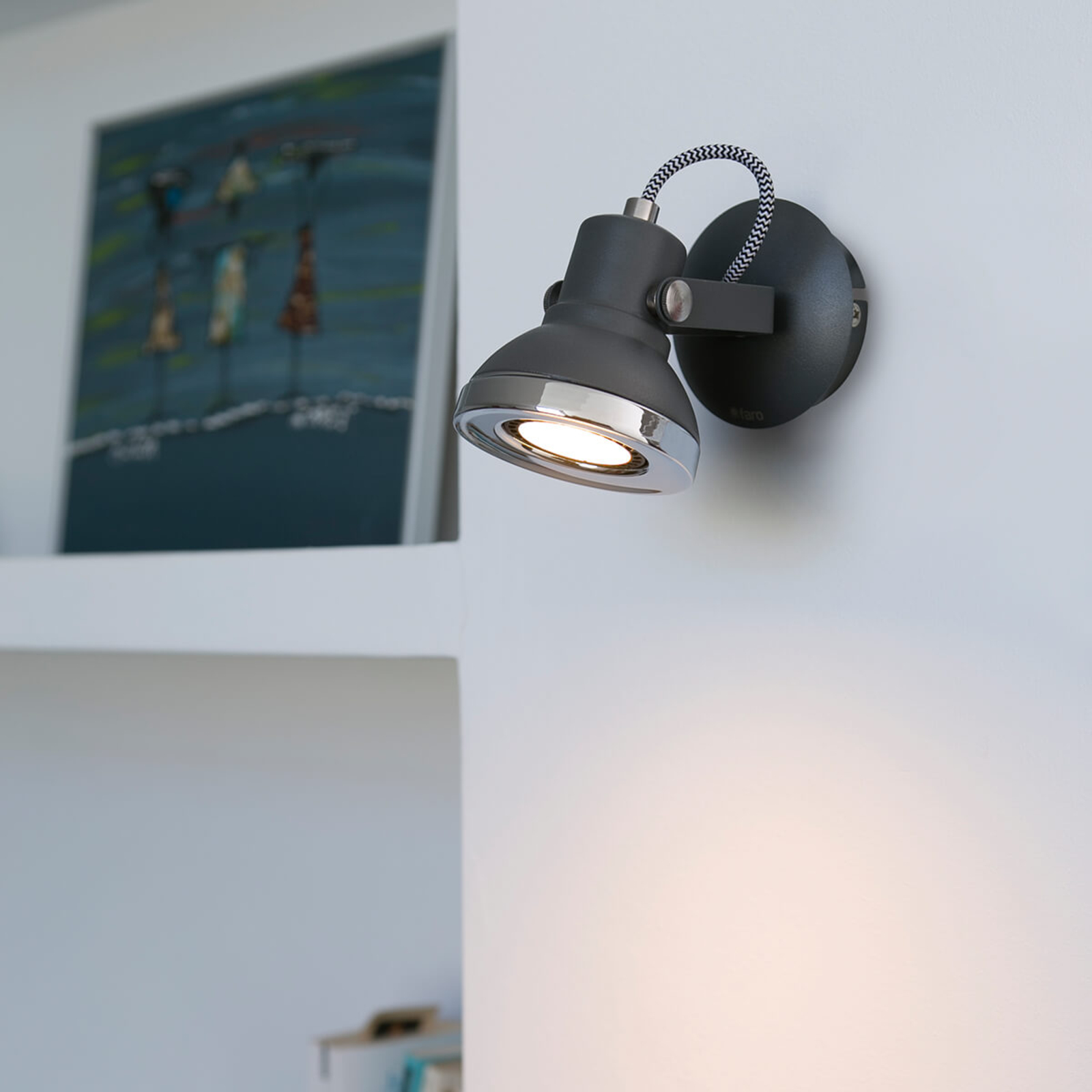 Ring - one-bulb LED wall spotlight in dark grey