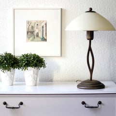 Piękna lampa stołowa Capri