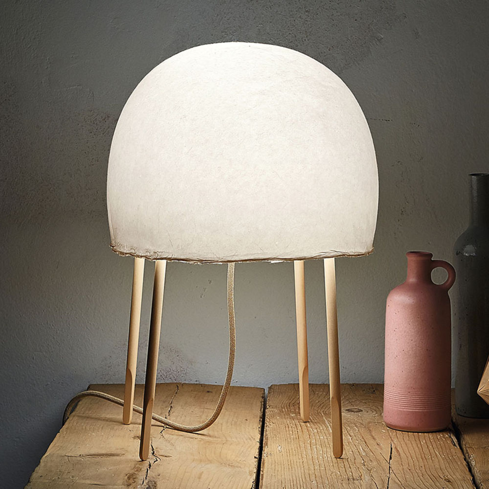 Foscarini Kurage stolní lampa z papíru Washi