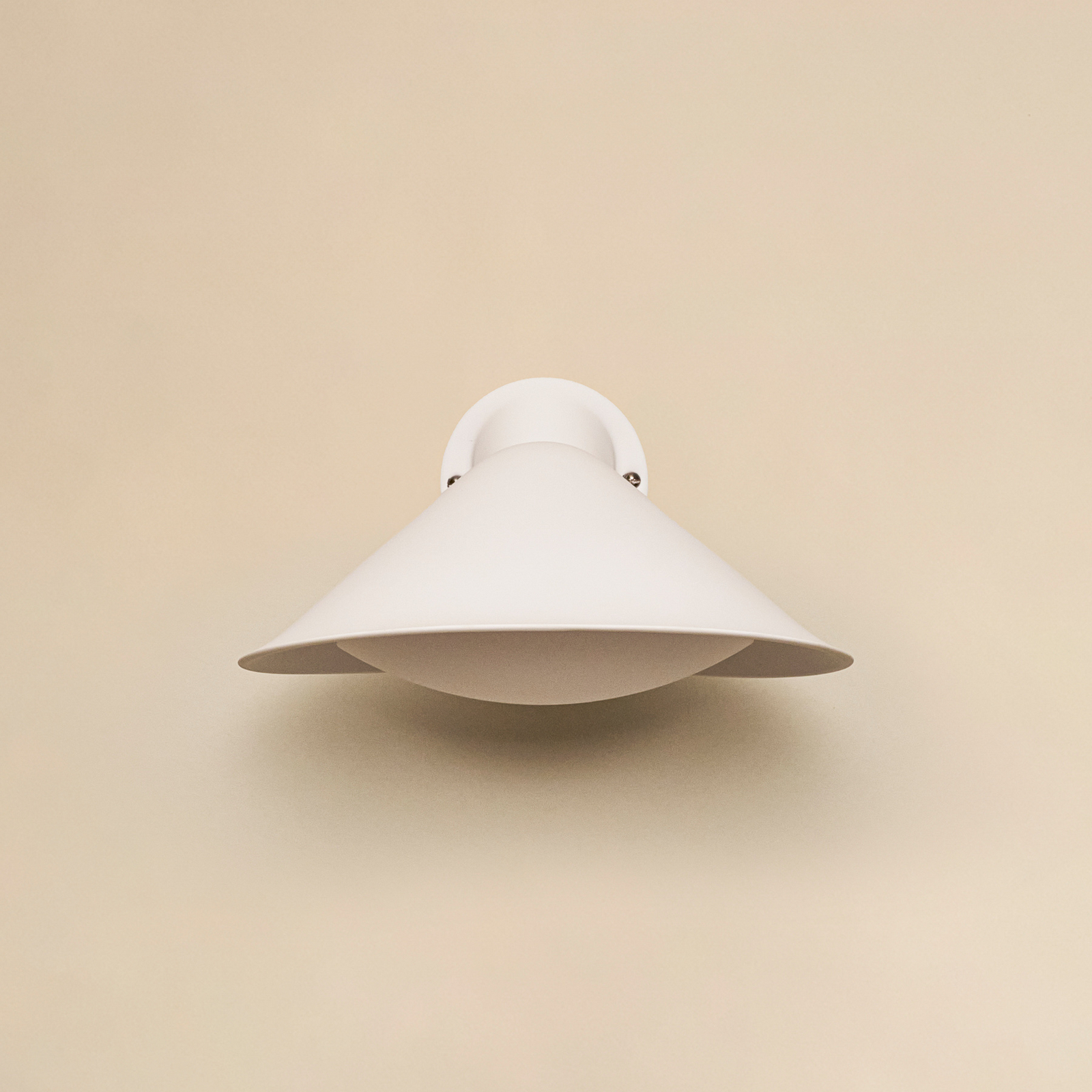 Applique Plume, alluminio/porcellana, bianca - DCW