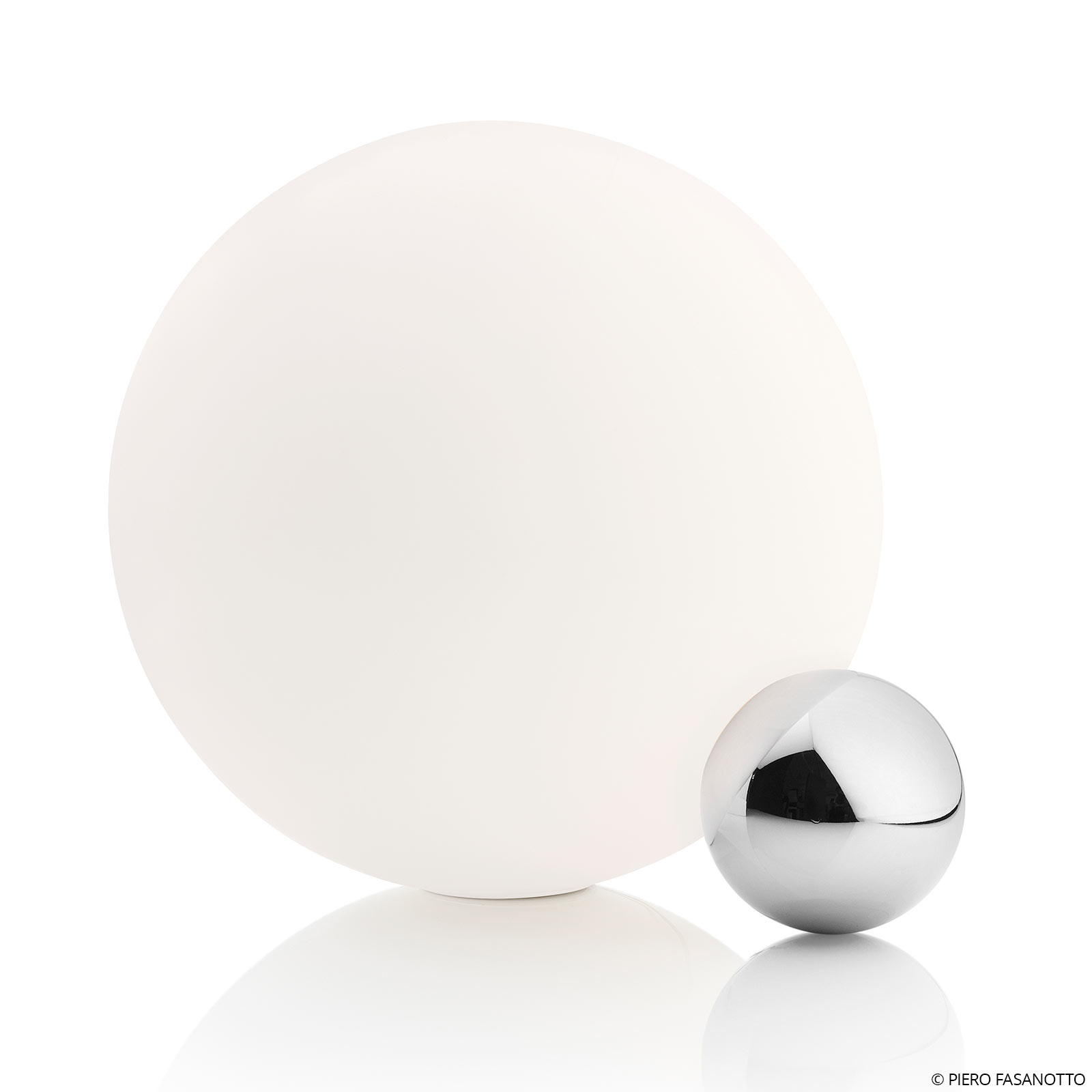 FLOS Copycat - lampa stołowa LED lśniące aluminium