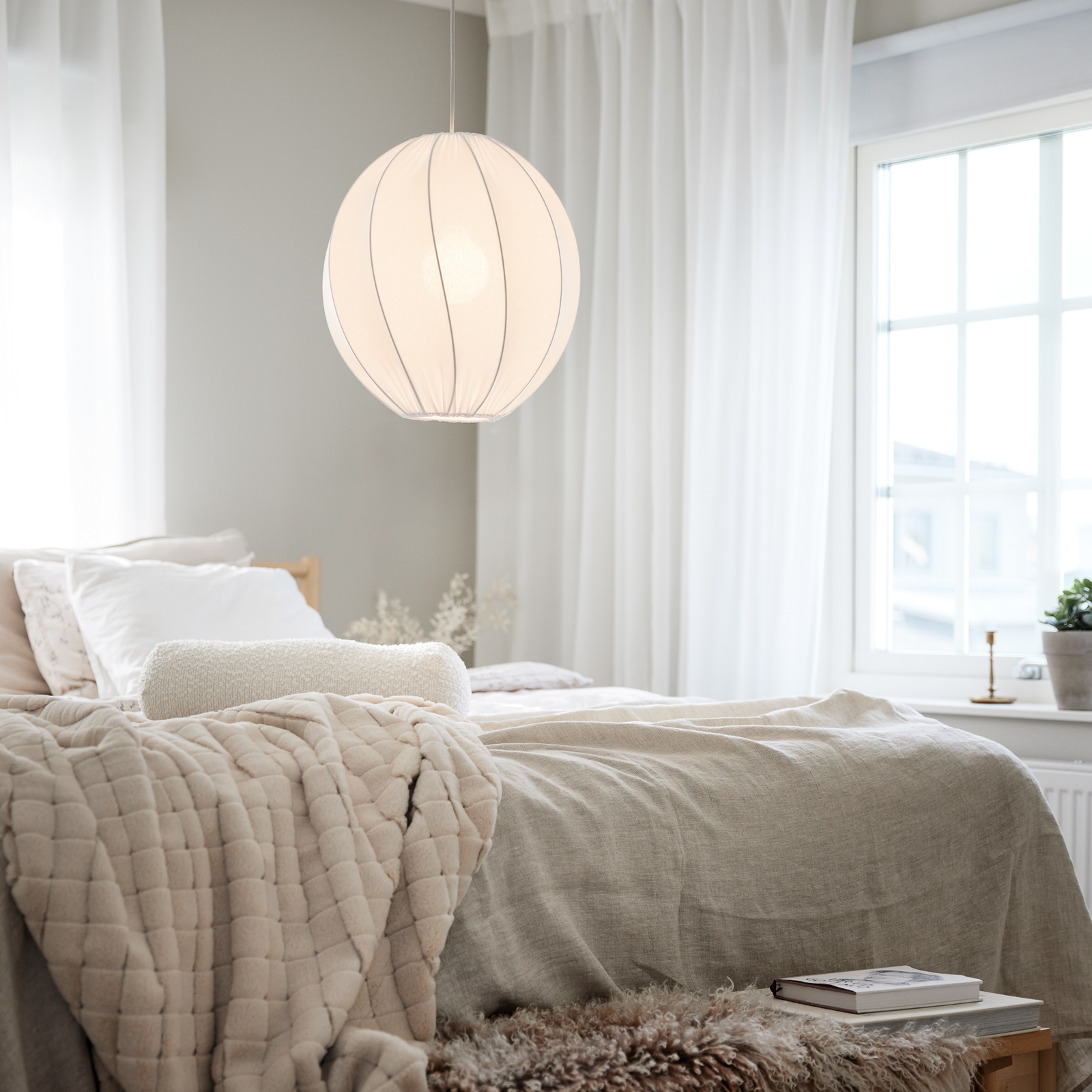 PR Home Висяща лампа Olivia, текстилен абажур, бяла, Ø 35 cm