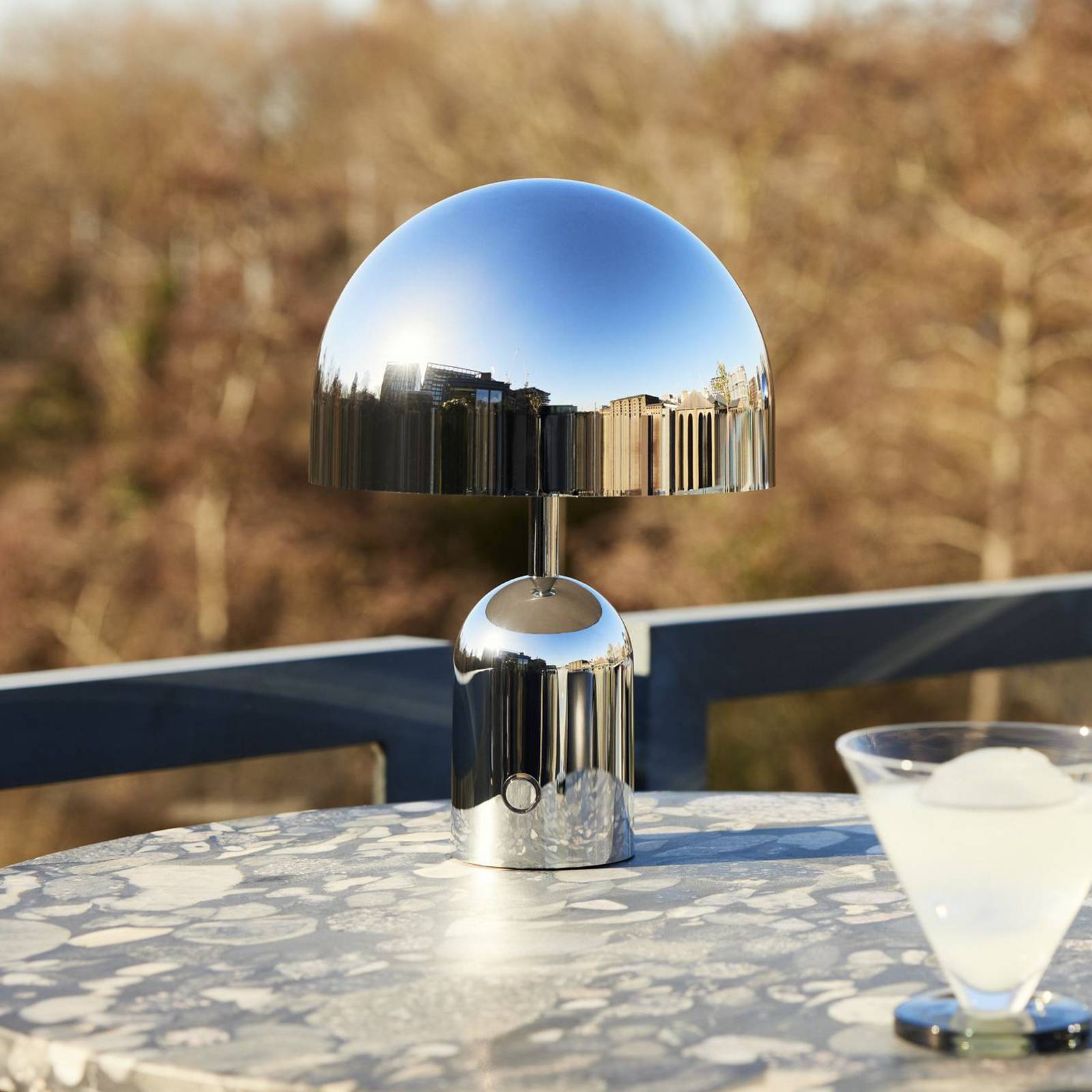 Przenośna lampa stołowa LED Tom Dixon Bell, kolor srebrny