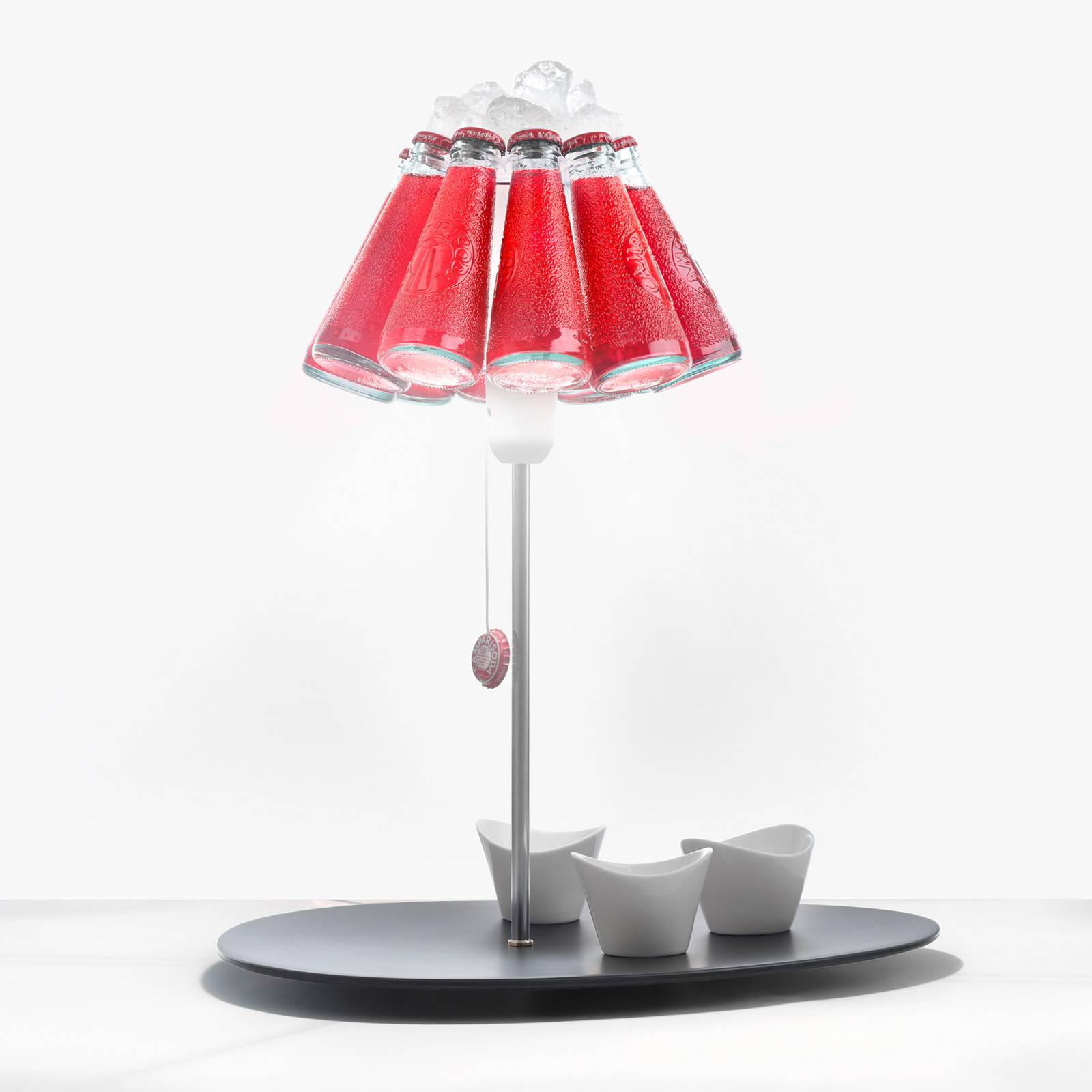E-shop Ingo Maurer Campari Bar stolná lampa z fliaš