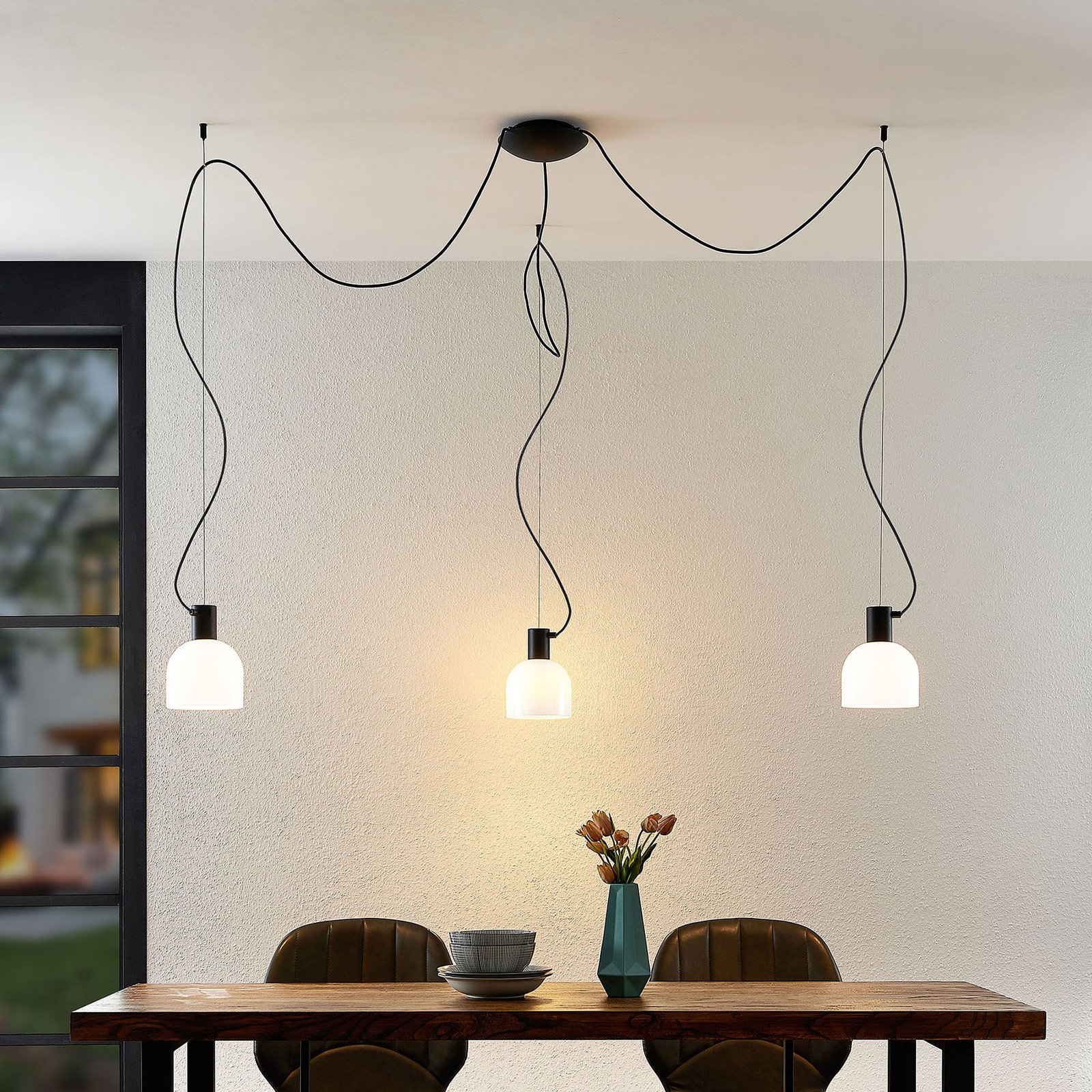 Lucande Serina hanglamp, 3-lamps, glas wit