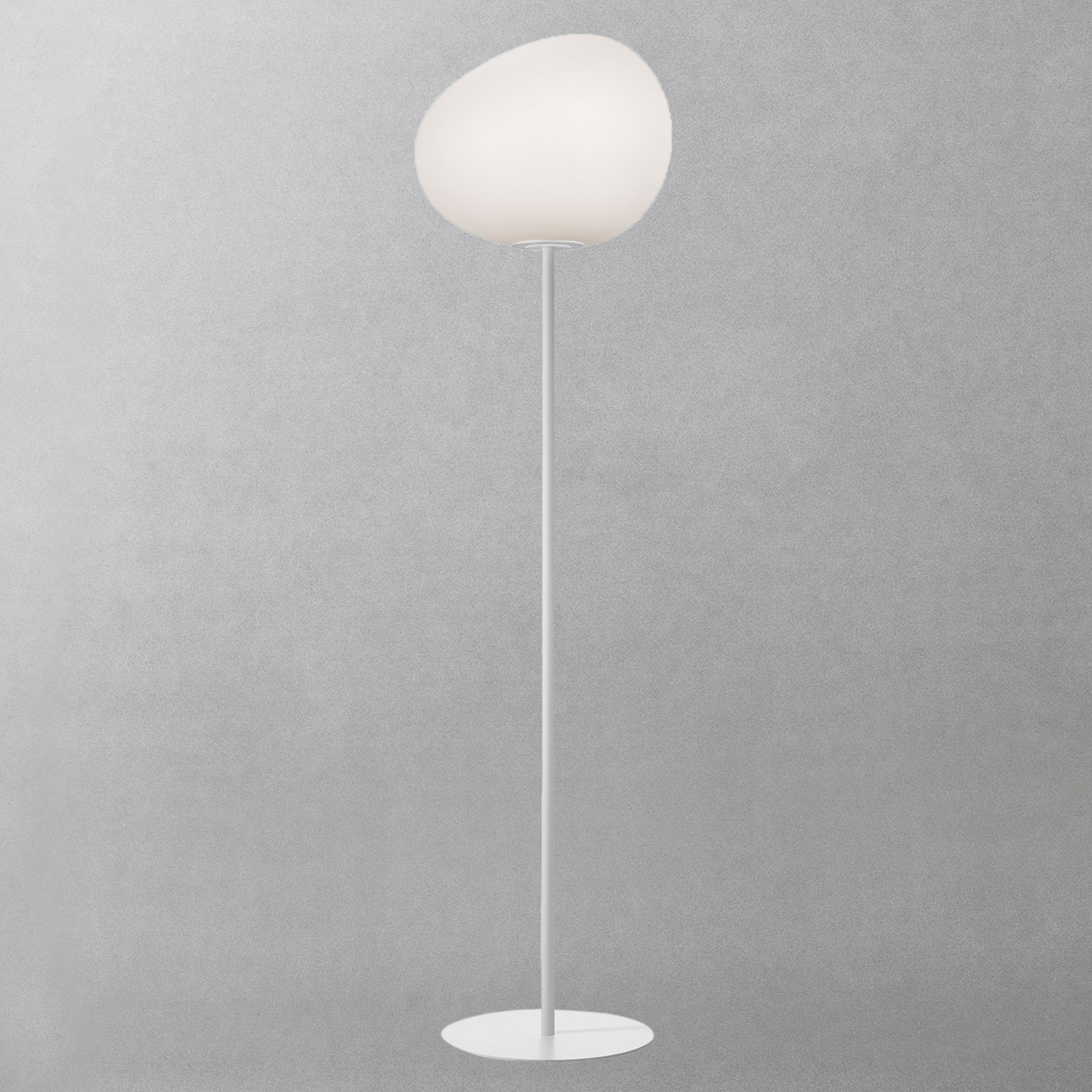 Foscarini Gregg Stehleuchte mit Dimmer