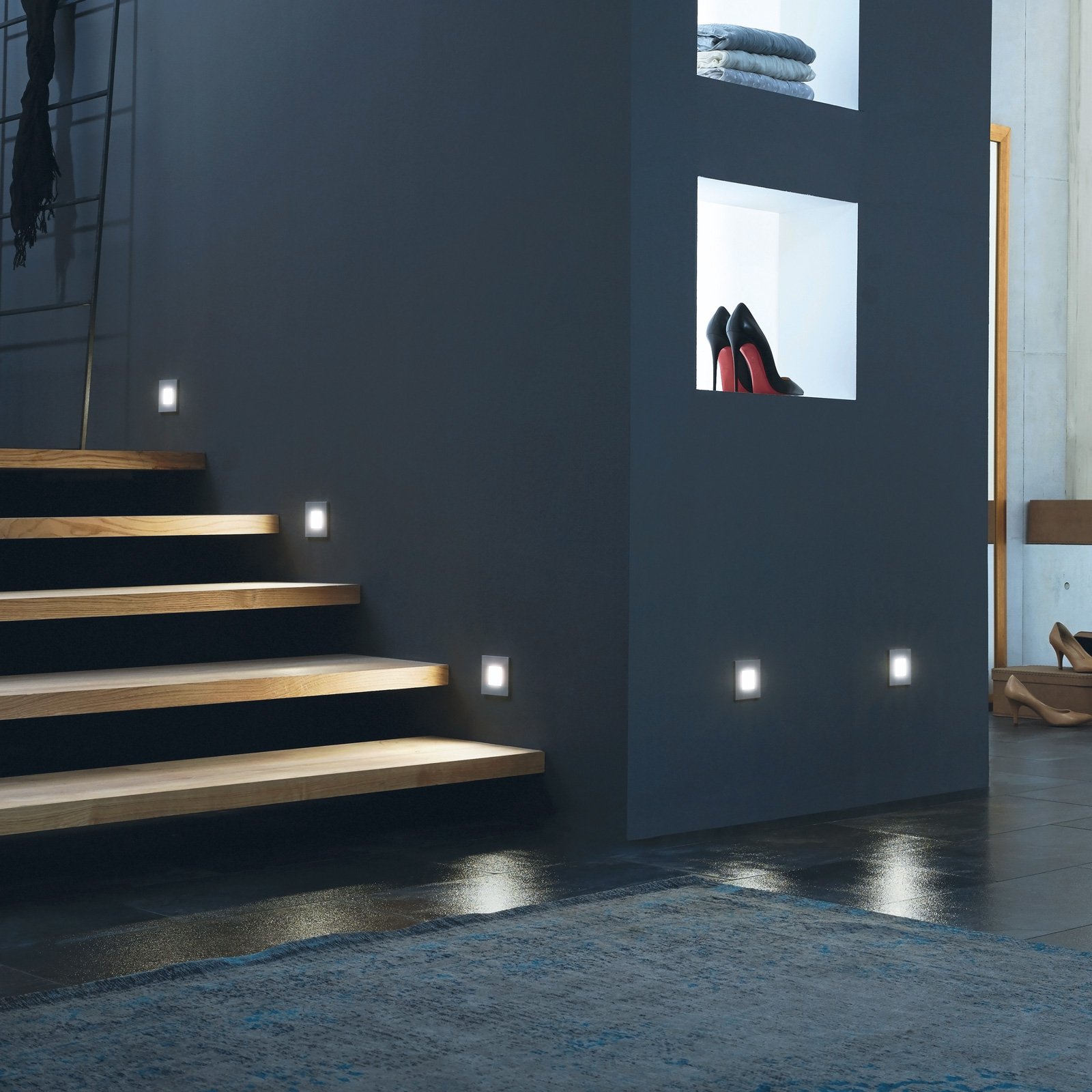 LED sienas iebūvējamais sienas LED gaismeklis, 1,8 W