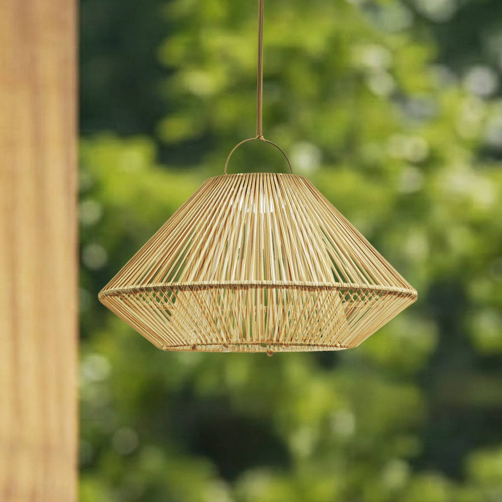 Lindby LED-Solarhängelampe Austas, beige, Ø 50 cm, USB, IP54 günstig online kaufen