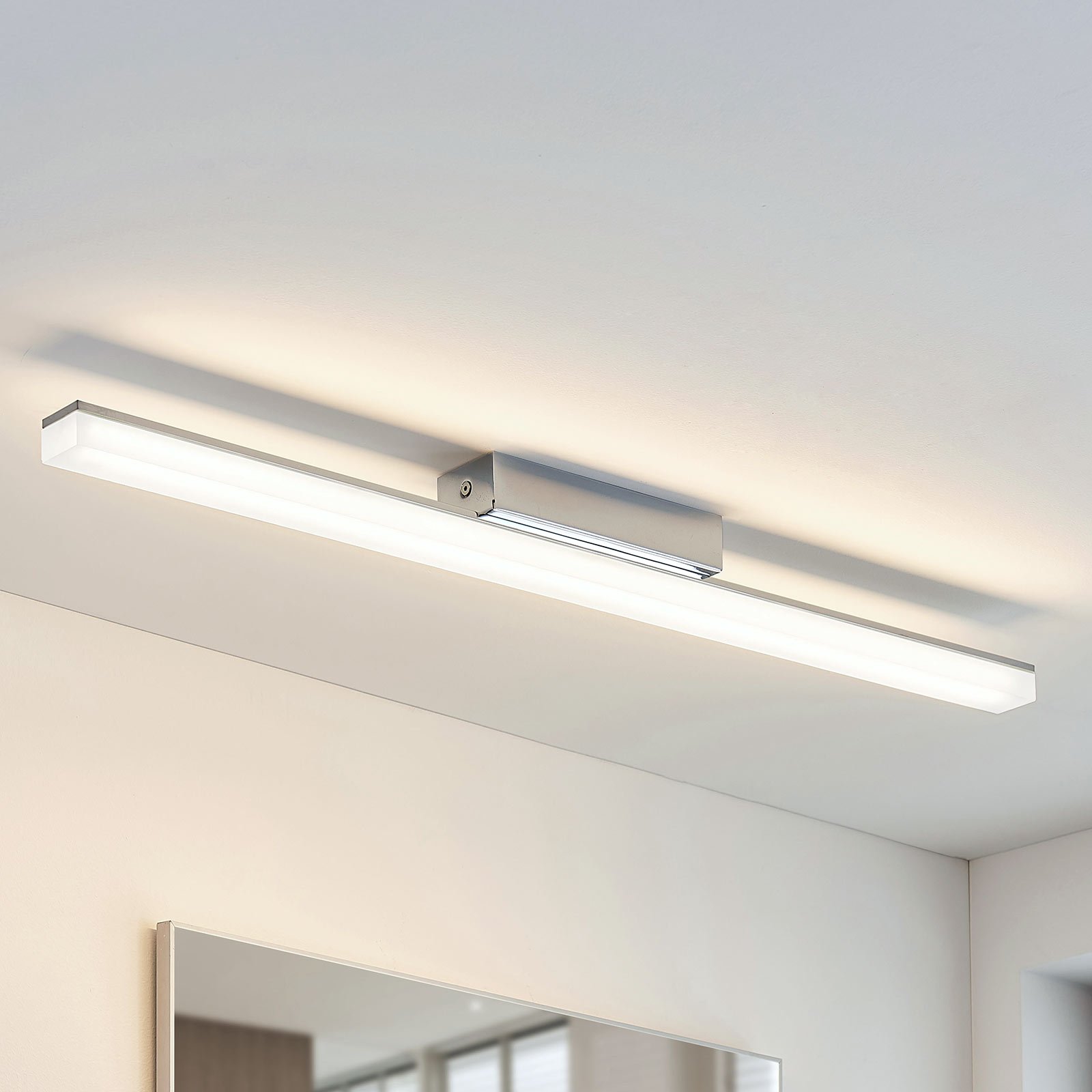 Levke LED Lámpara de Techo IP44 Chrome/White - Lindby