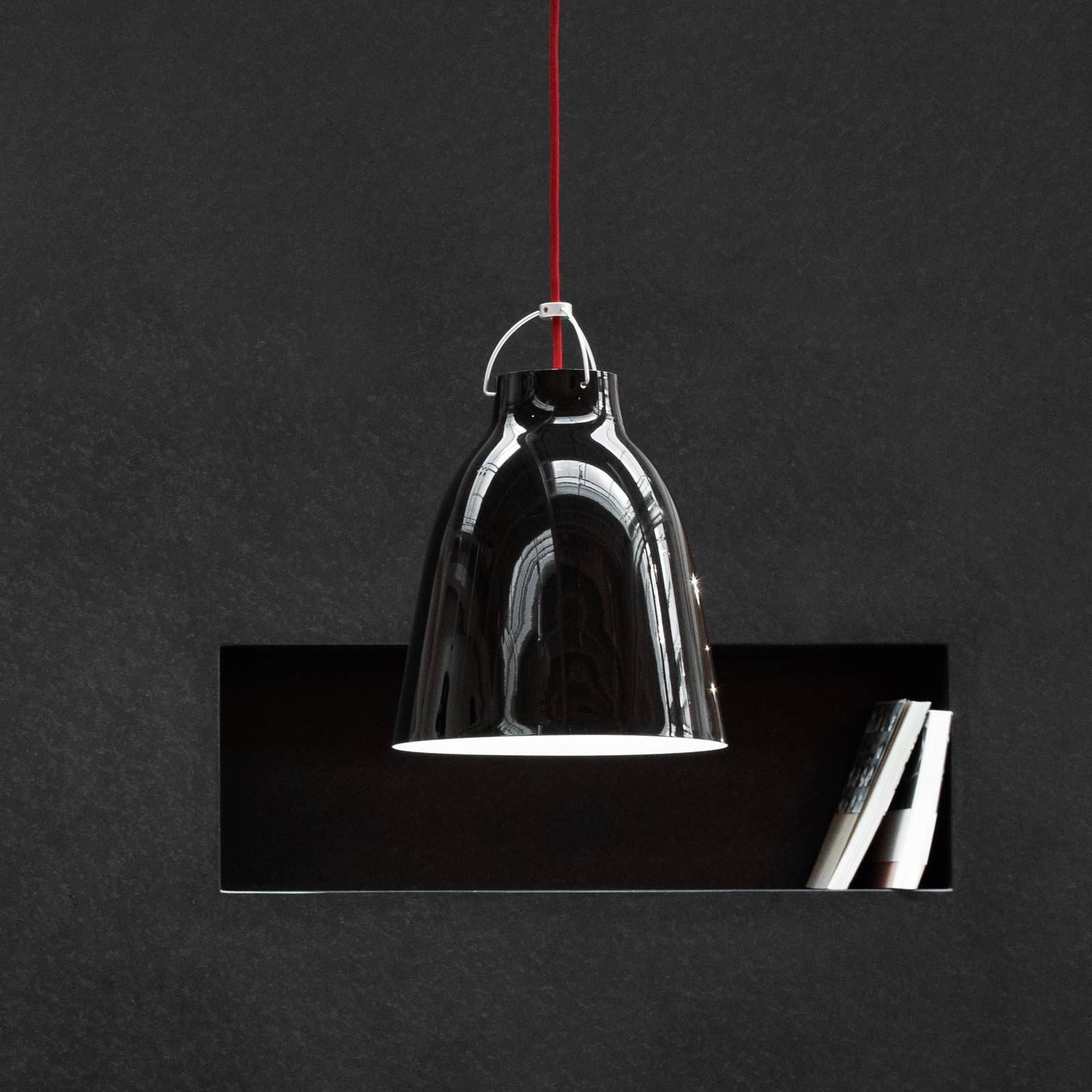 FRITZ HANSEN Caravaggio P2 brillant noir