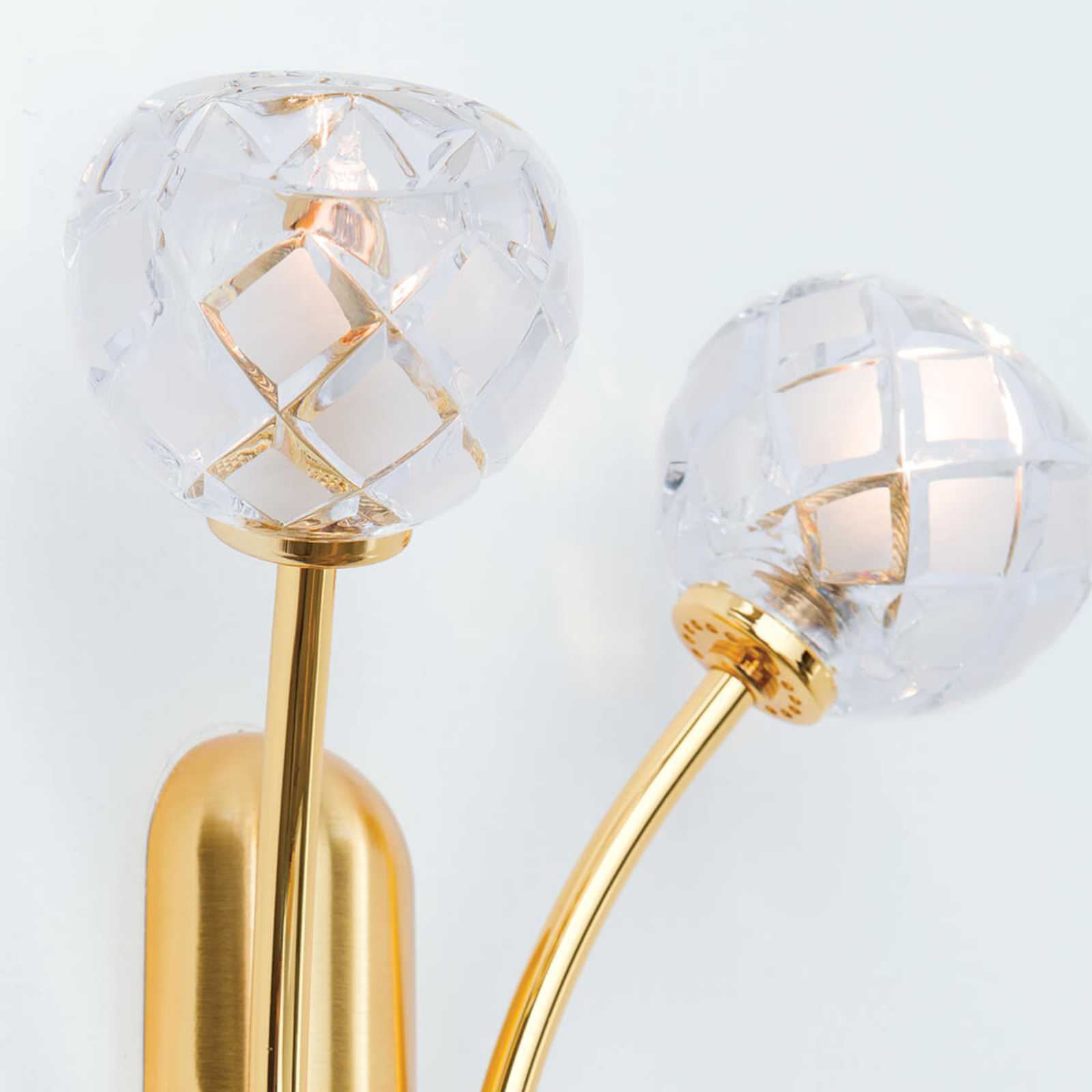 Loodkristal-wandlamp Maderno, goud, 2-lamps