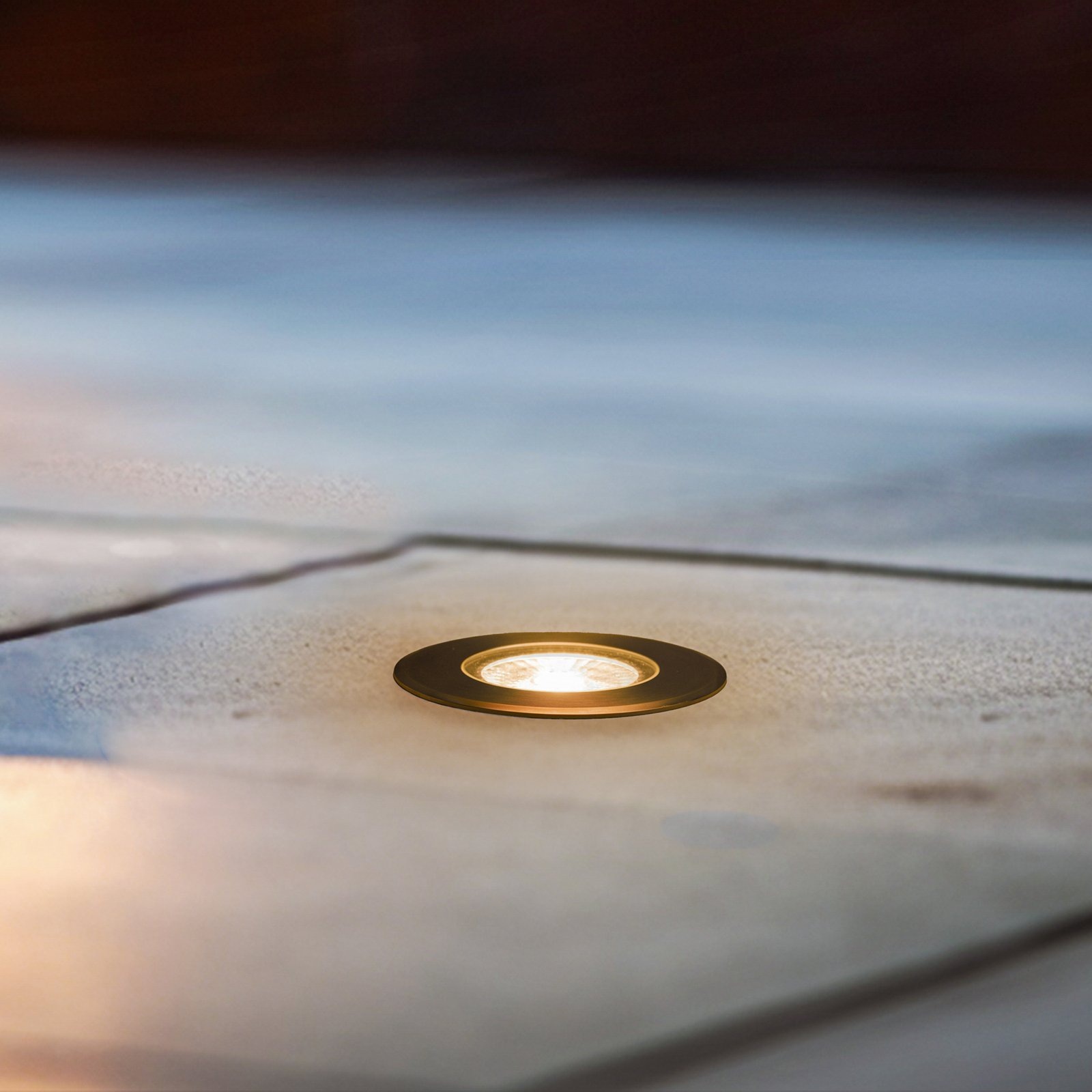 BRUMBERG Hybride Flat LED deck light
