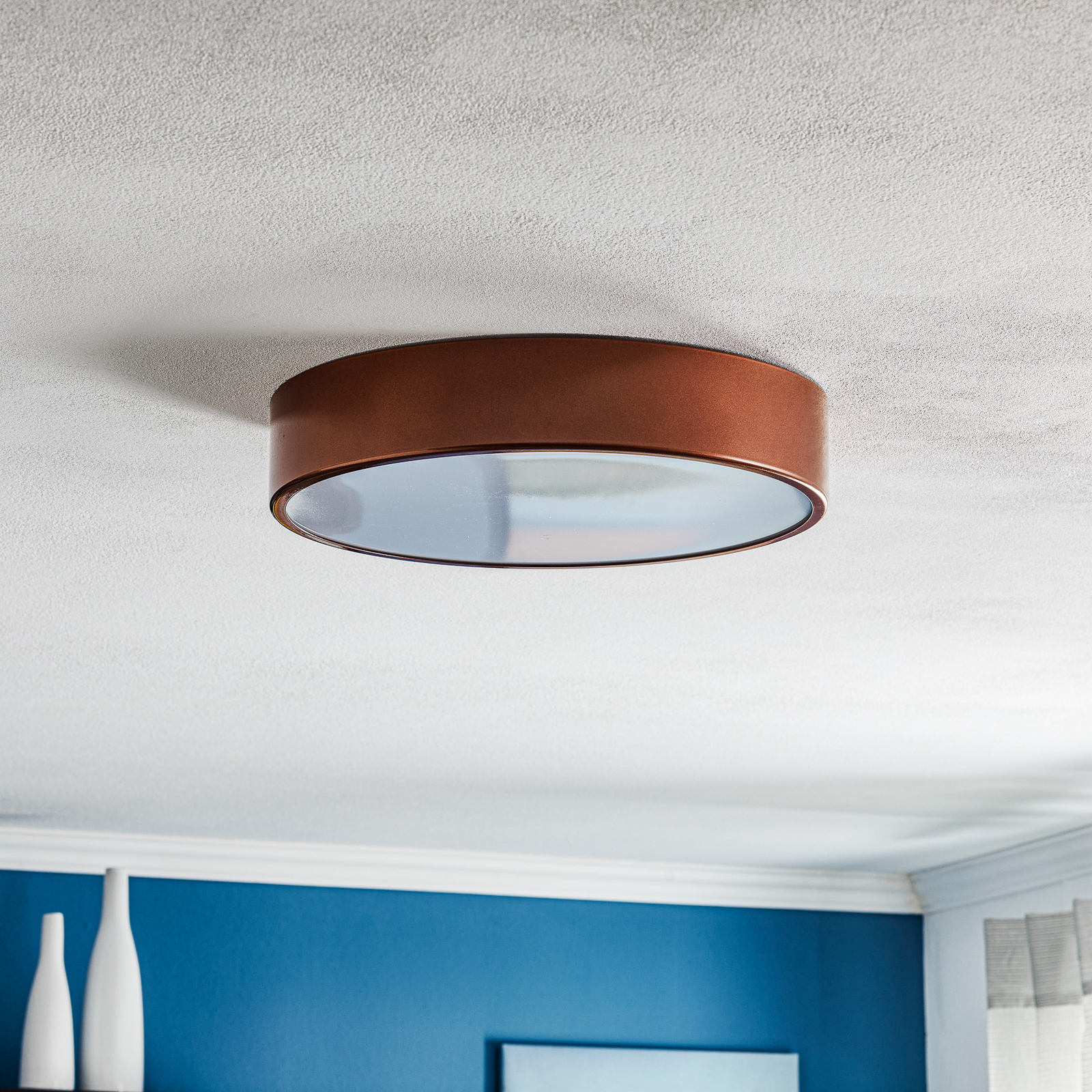 Cleo 400 ceiling light, IP54, Ø 40 cm copper
