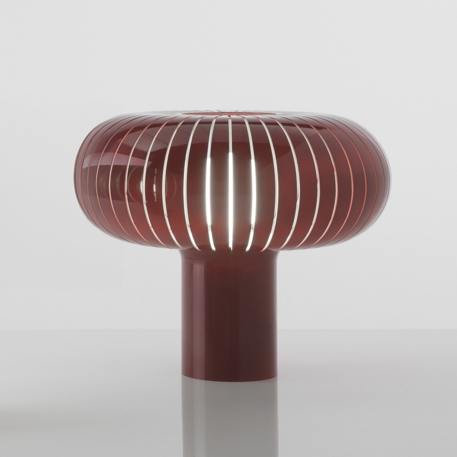 Kartell table lamp Teresa, burgundy red, Ø 50 cm, PMMA