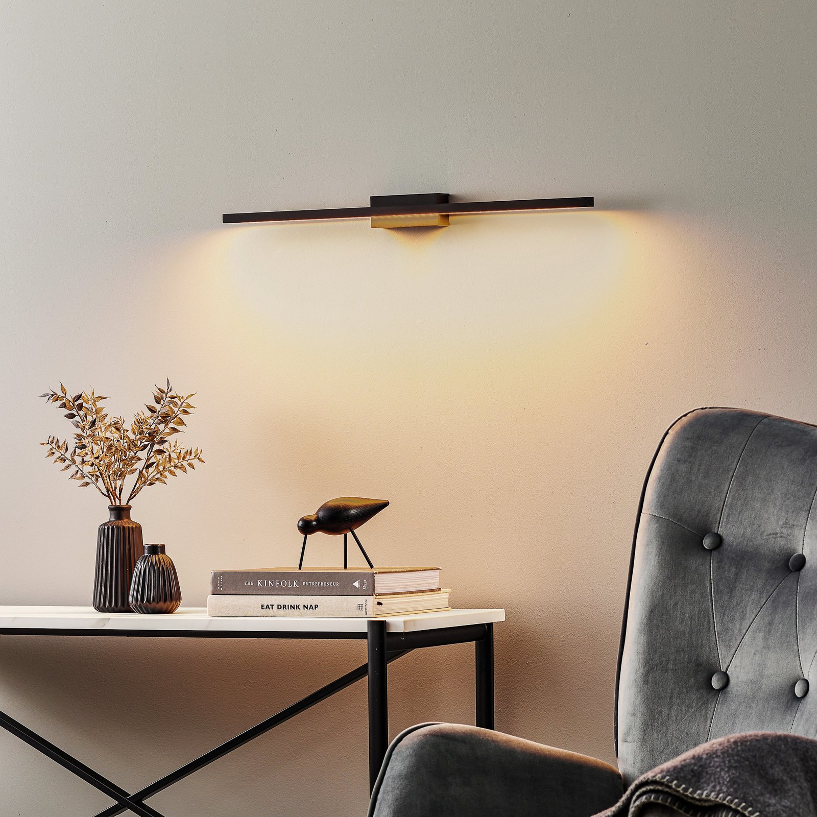 Quitani LED wall lamp Tolu, black, width 65 cm