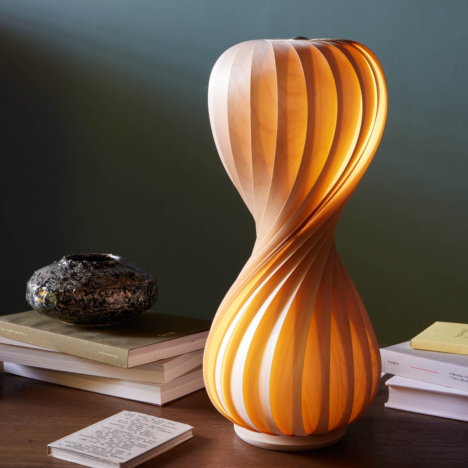 Lampe de table Tom Rossau TR7, bois de bouleau, 68 cm de haut, E27