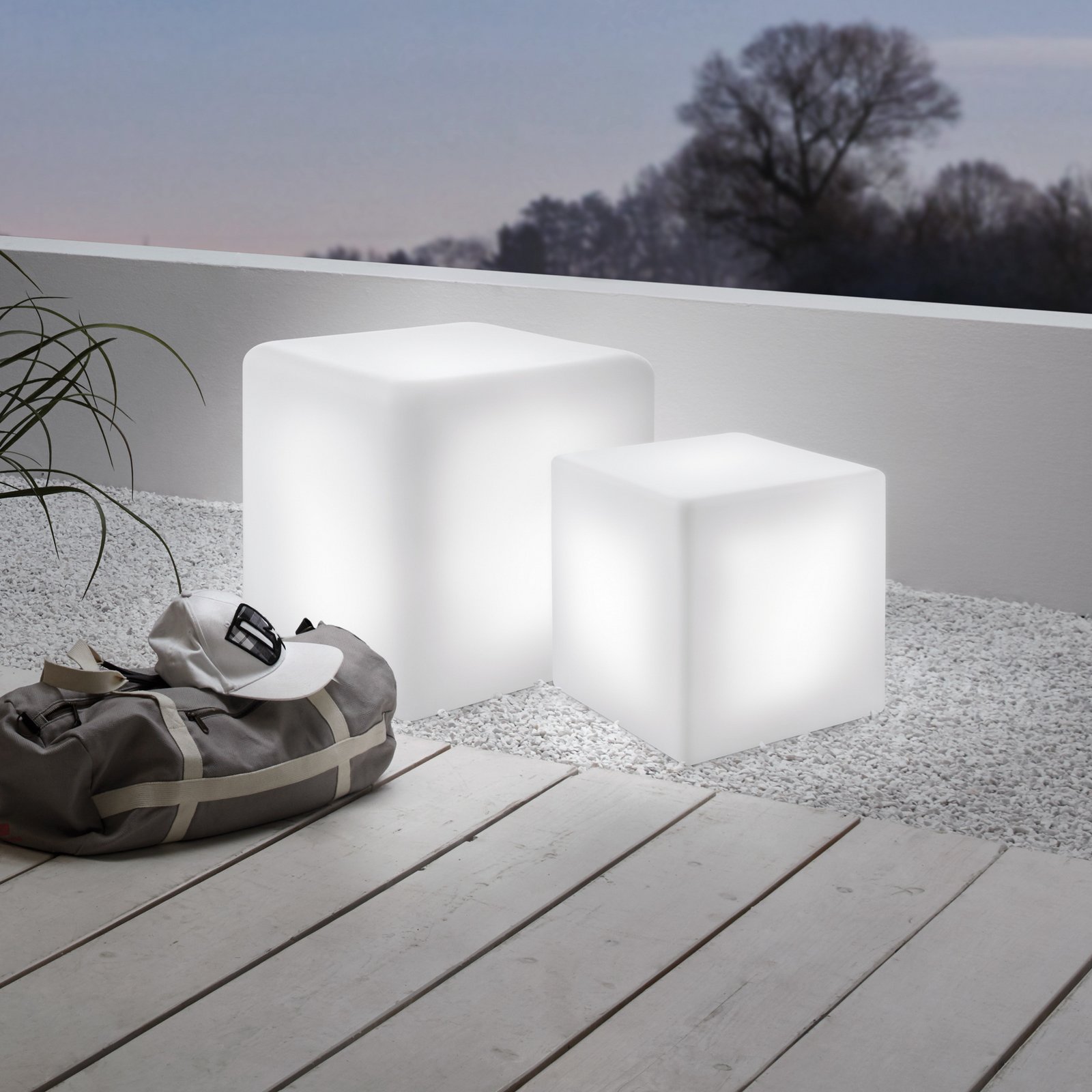 Lámpara de exterior Bottona cubo E27 blanco, 30 x 30cm