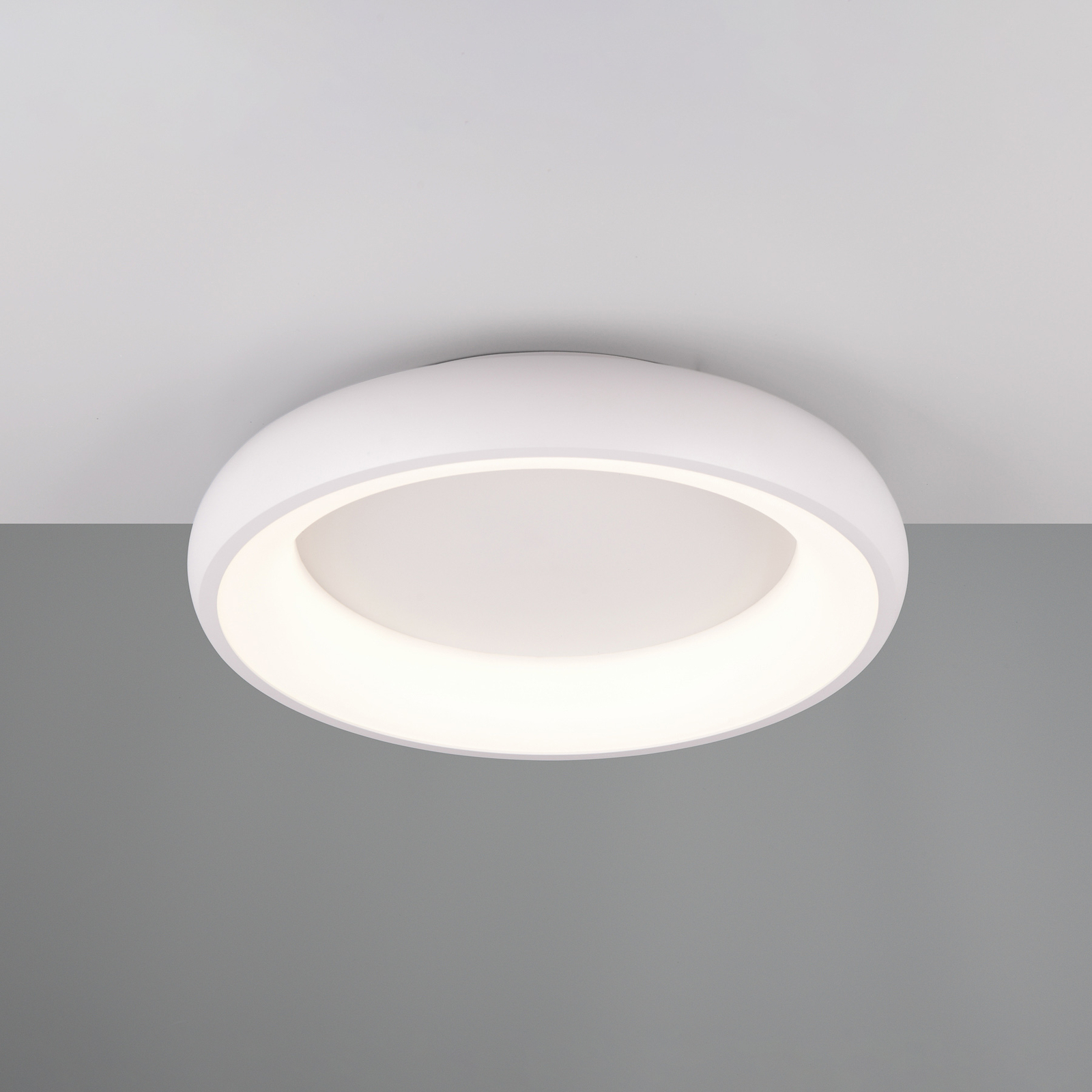 LED stropné svietidlo Cardona, Ø 46,5 cm, matná biela, kov, CCT