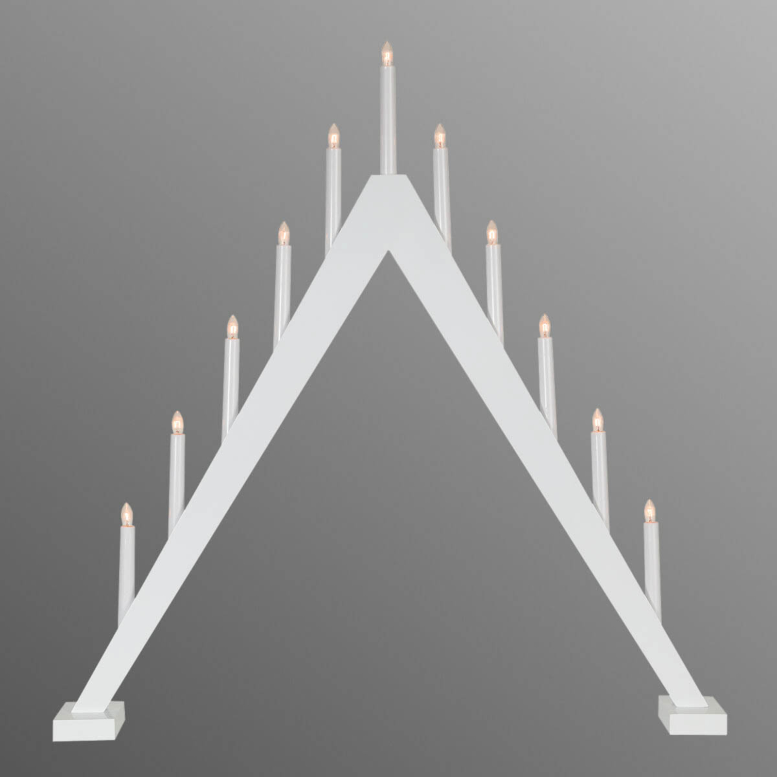 Jednoduše navržený svíčkový lustr Trill 11 zdrojů