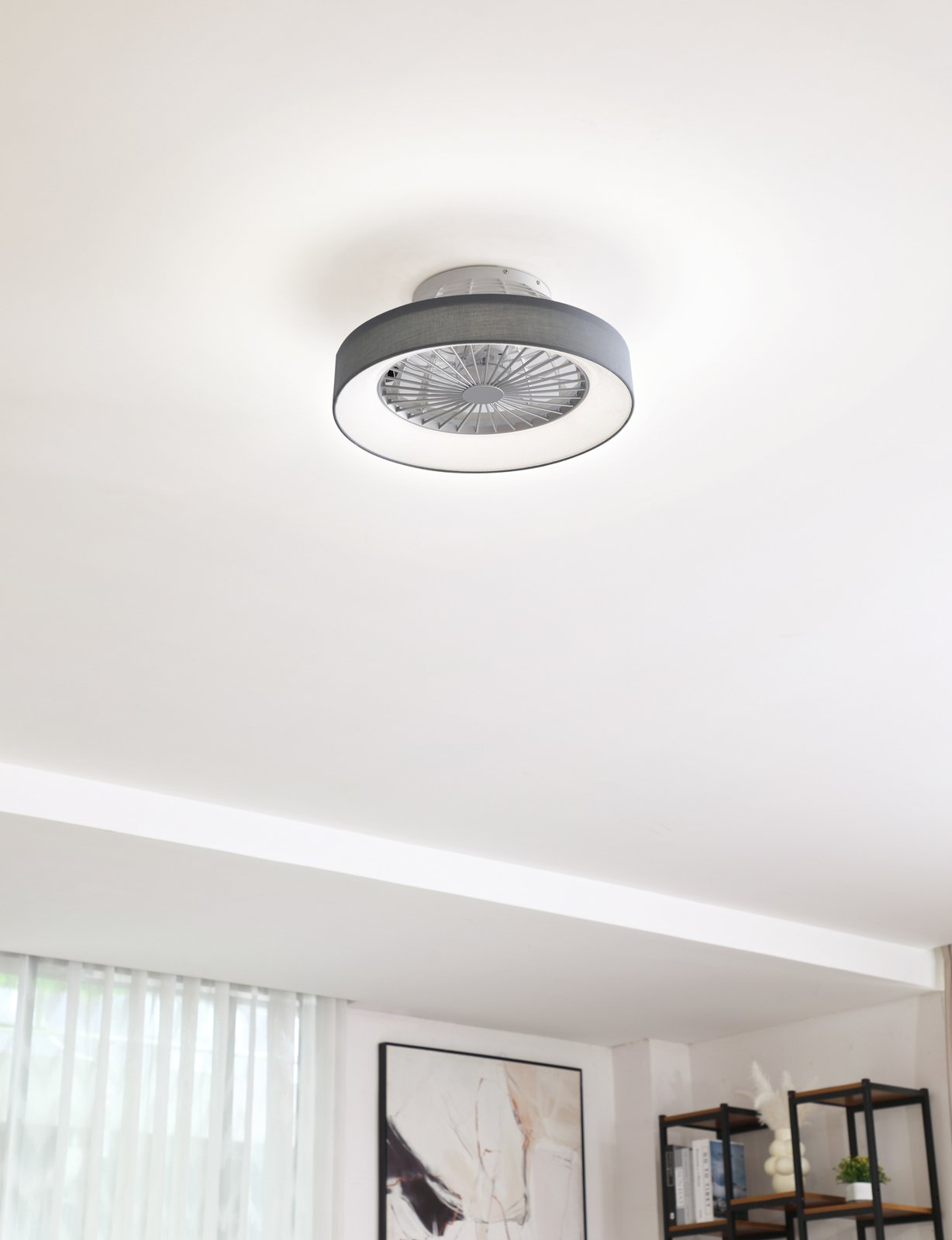 Lindby LED-Deckenventilator Mace, grau, leise, Ø 47 cm