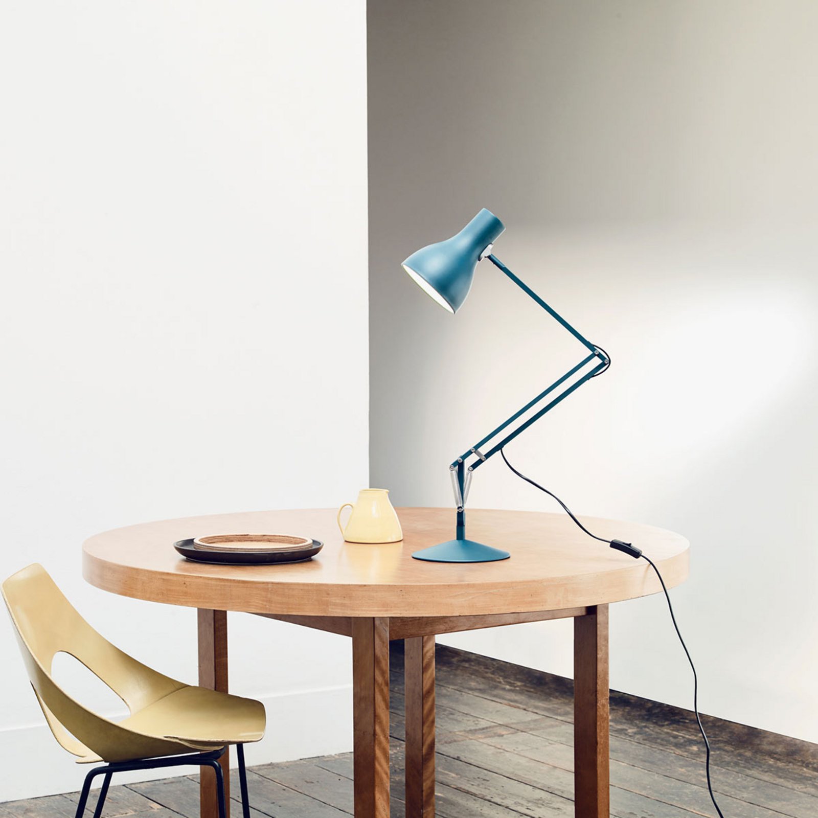 Type 75 Margaret Howell Lampada da Tavolo Blu Saxon - Anglepoise