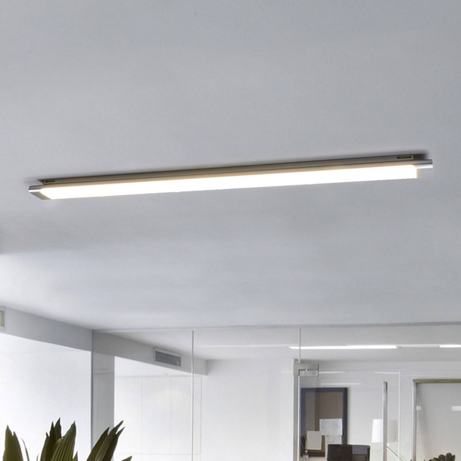 Arcchio Vinca – LED ceiling lamp, 120 cm, for Workroom / Office, polycarbonate, aluminium, 36.4 W, L: 120 cm, W: 9 cm, H: 4.6 cm