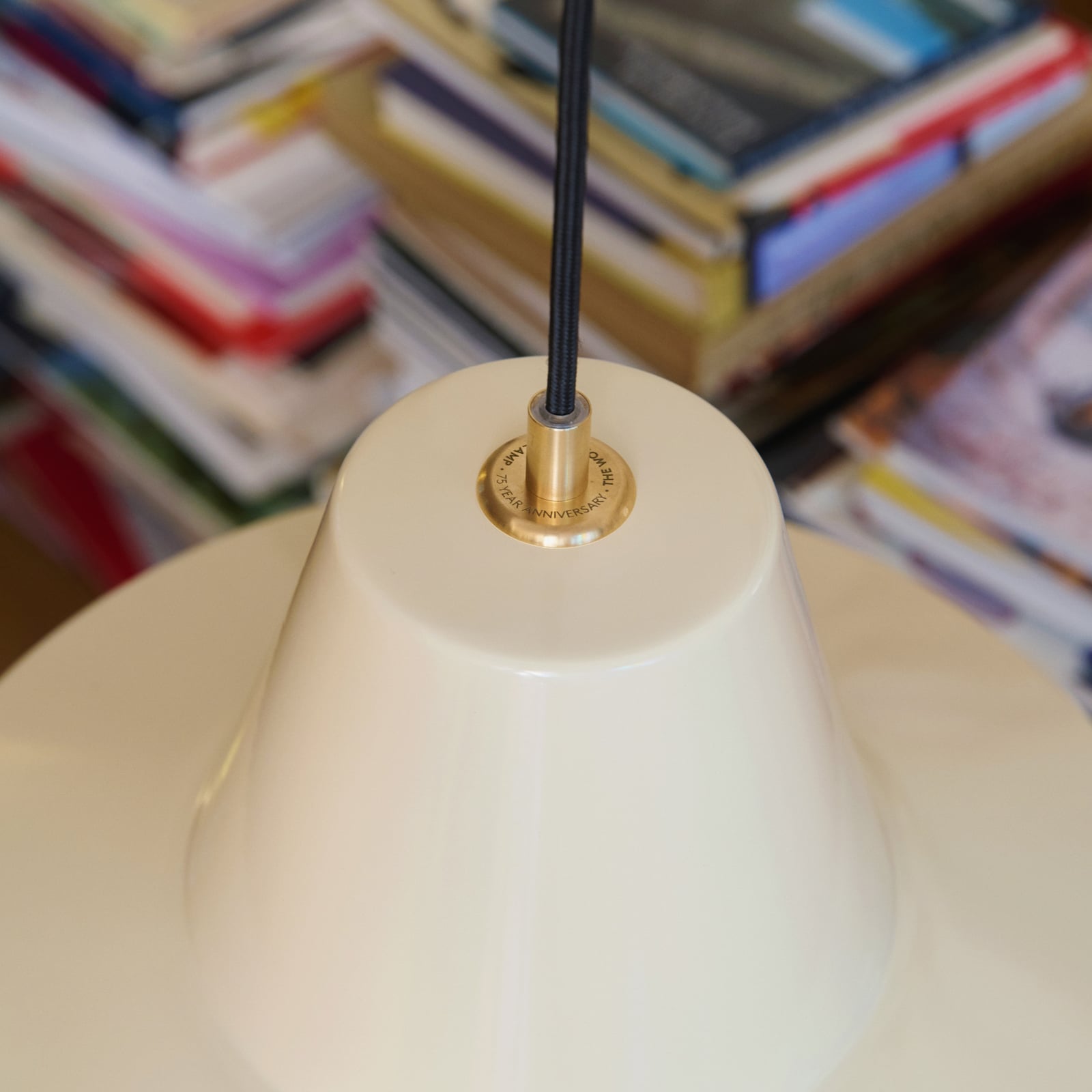 Workshop W4 hanglamp lichtgeel aluminium E27 - Handgemaakt Workshop W4 hanglamp lichtgeel aluminium E27 - Handgemaakt