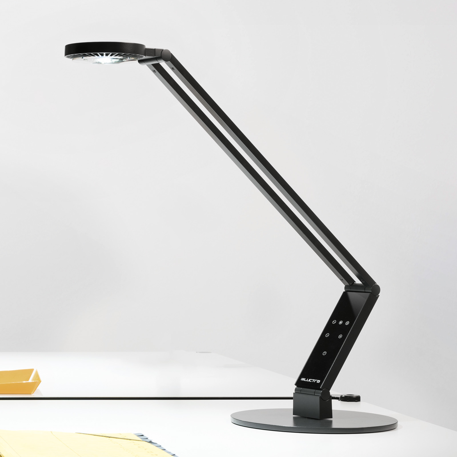 Luctra Table Radial lámpara de mesa LED pie negro