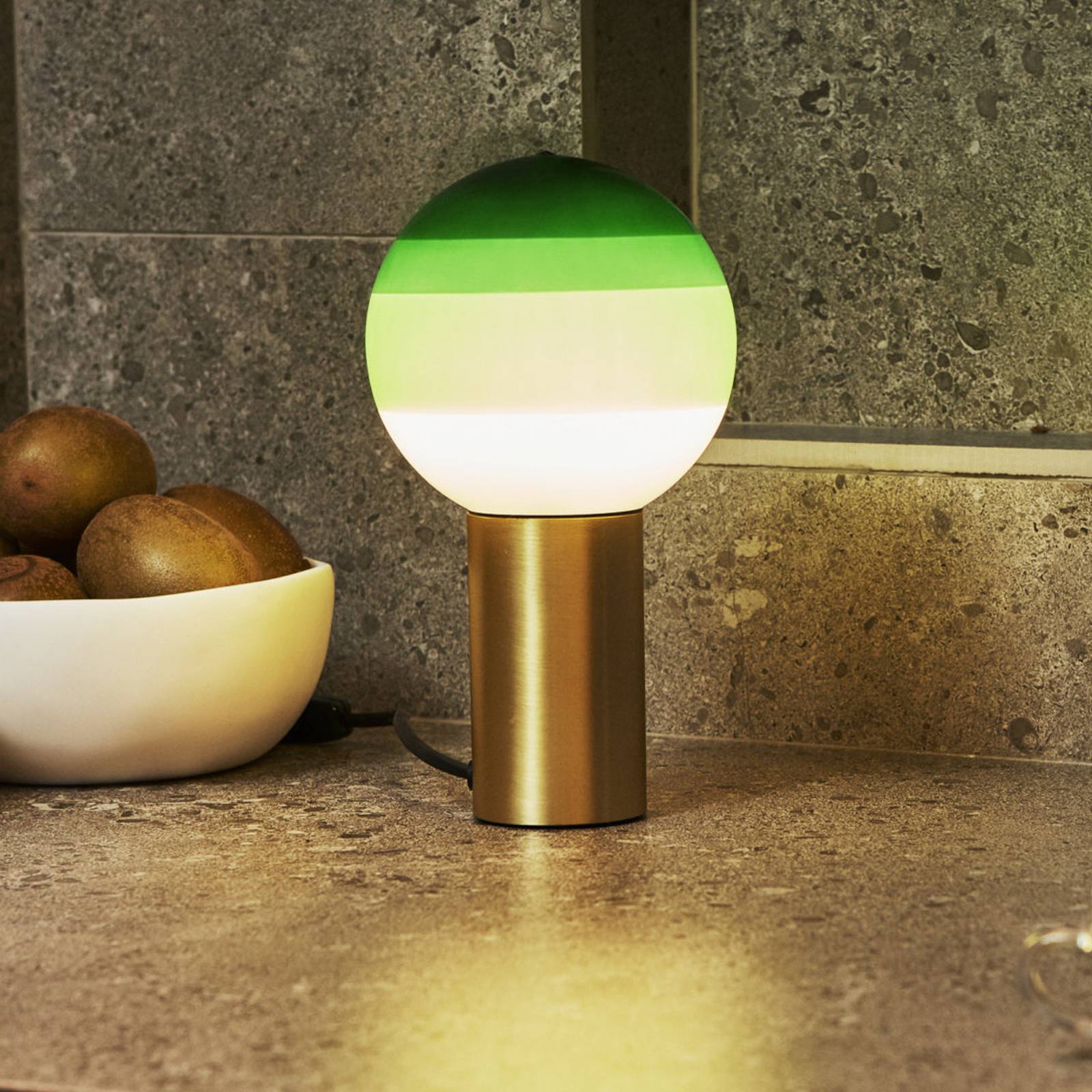 MARSET Tischlampe Dipping Light M, grün/messing günstig online kaufen