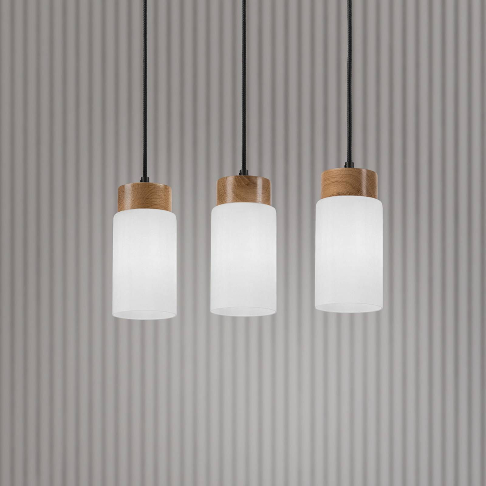 Hängeleuchte Markus, Opalglas/Eichenholz, Länge 60 cm 3-flg. günstig online kaufen