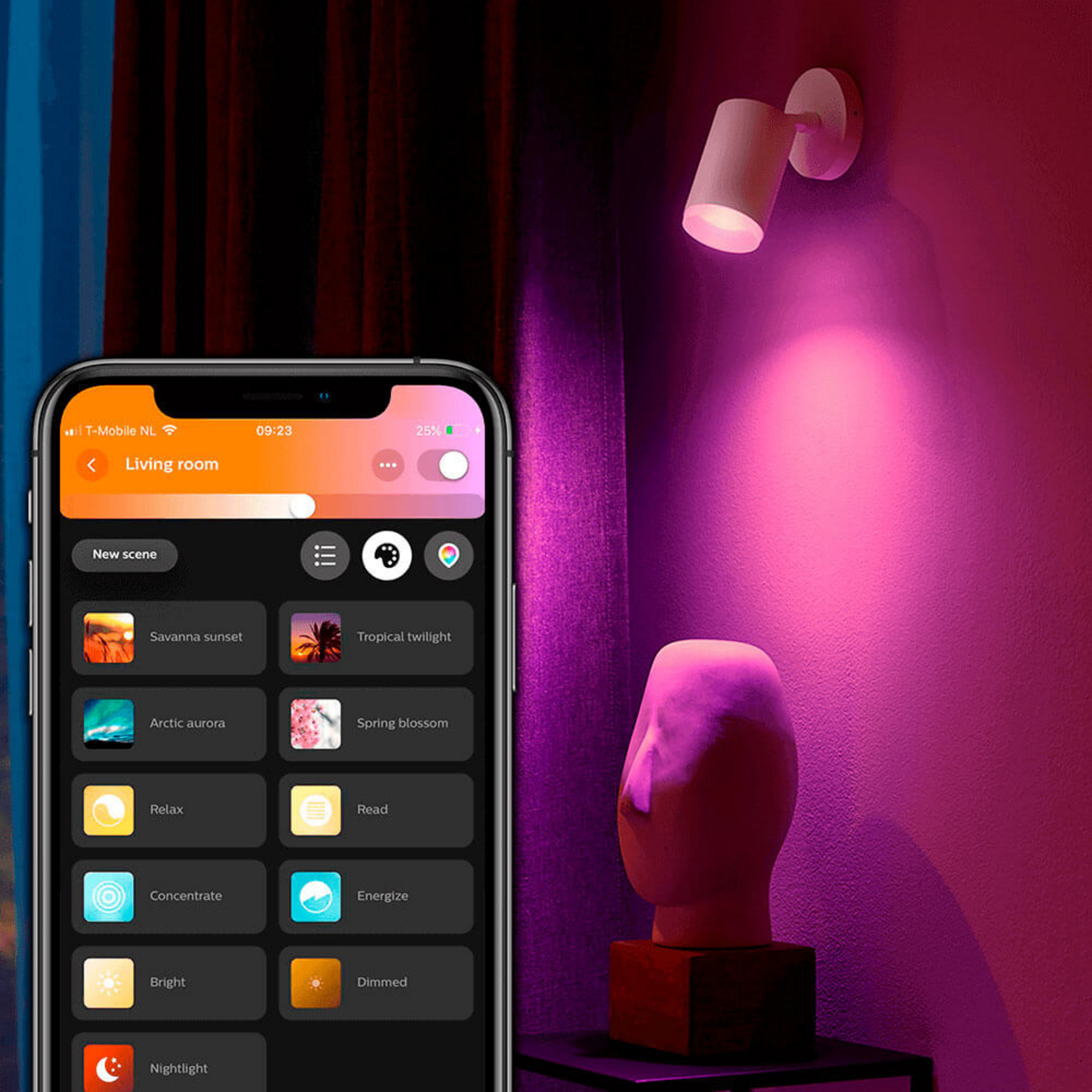 Fugato Singur Spot Plafonieră Bluetooth White/Color Amb. White - Philips Hue