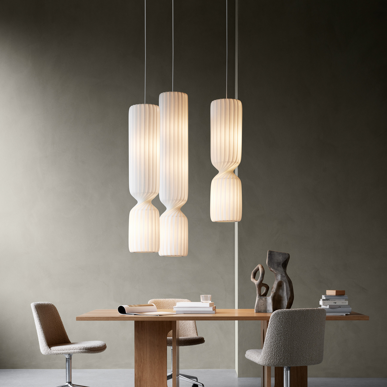 Lampada a sospensione Tom Rossau TR41, 100 cm, bianca, plastica, E27