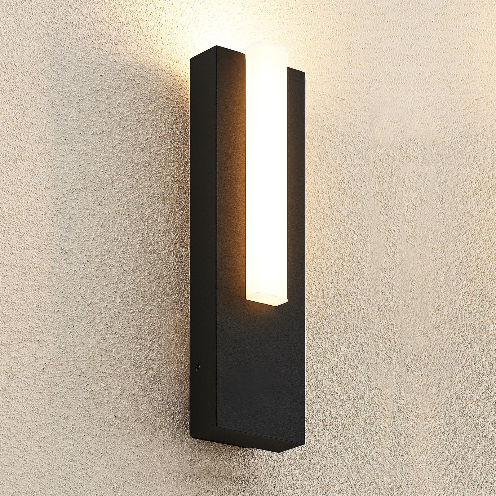 Lucande Virgalia -LED-ulkoseinälamppu