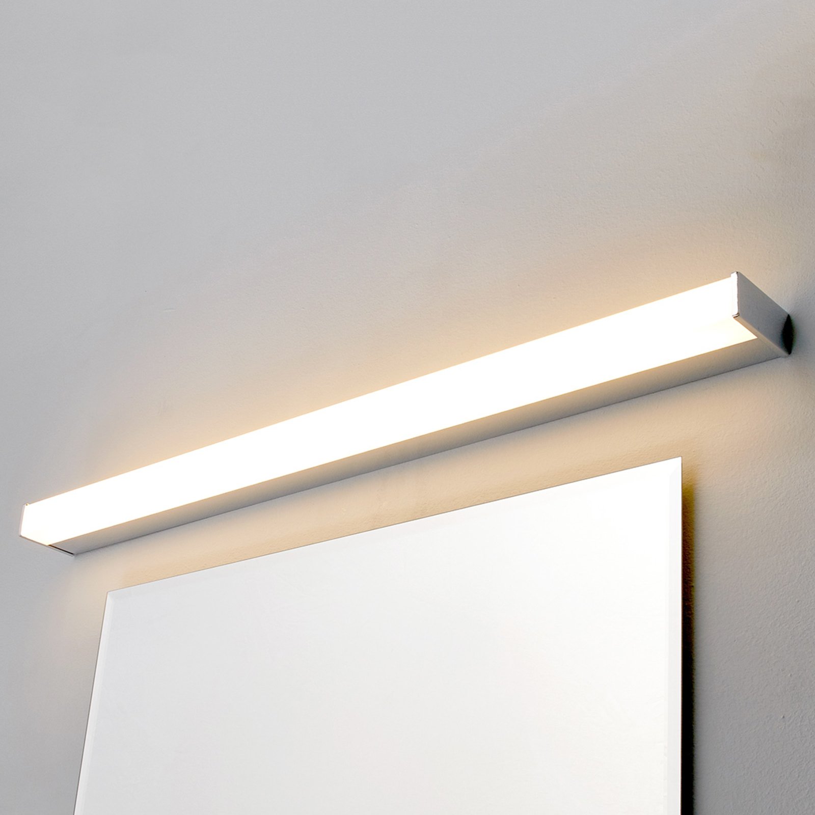 Kúpeľňové zrkadlové LED Philippa hranaté 88cm