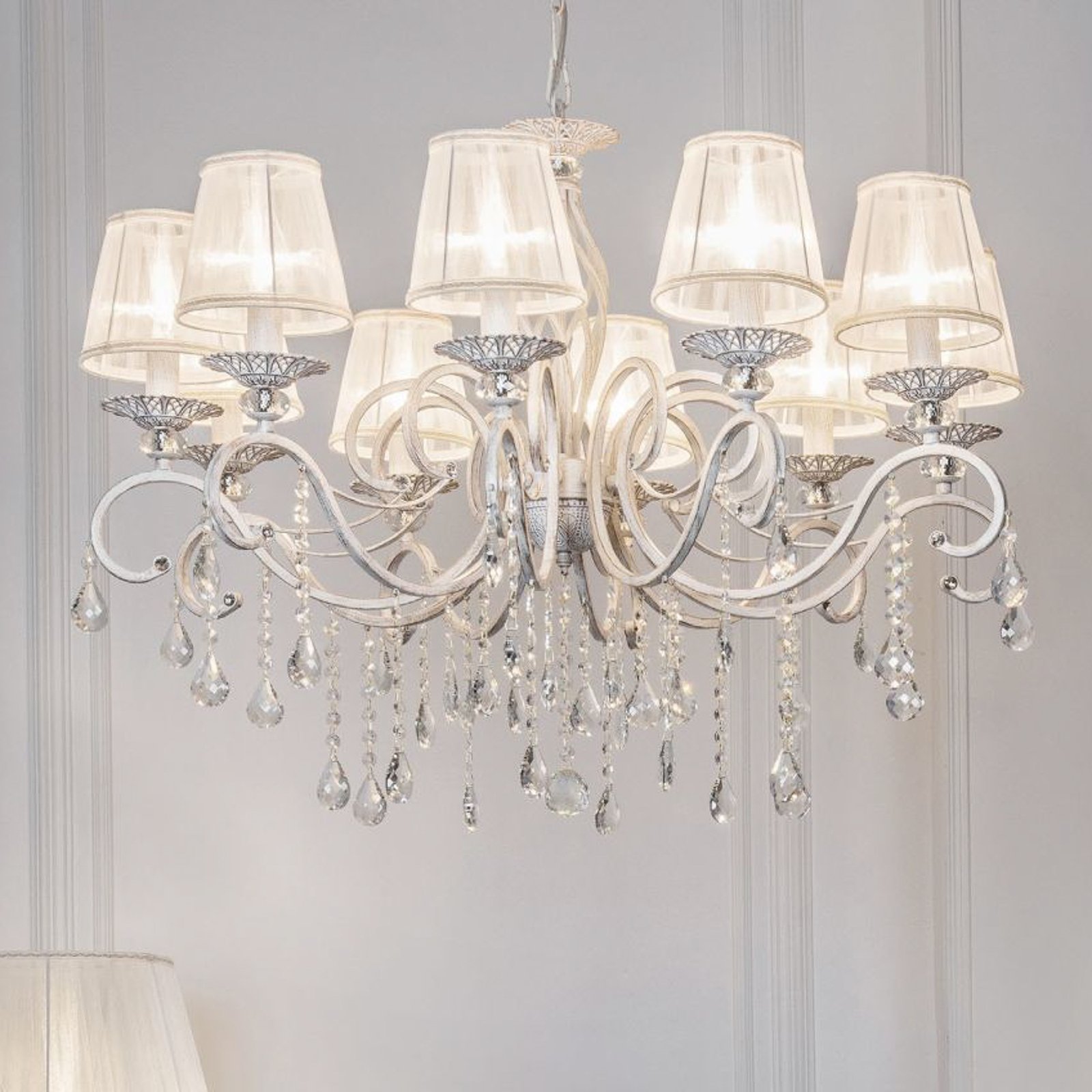 Grace chandelier white with lampshades, ten-bulb