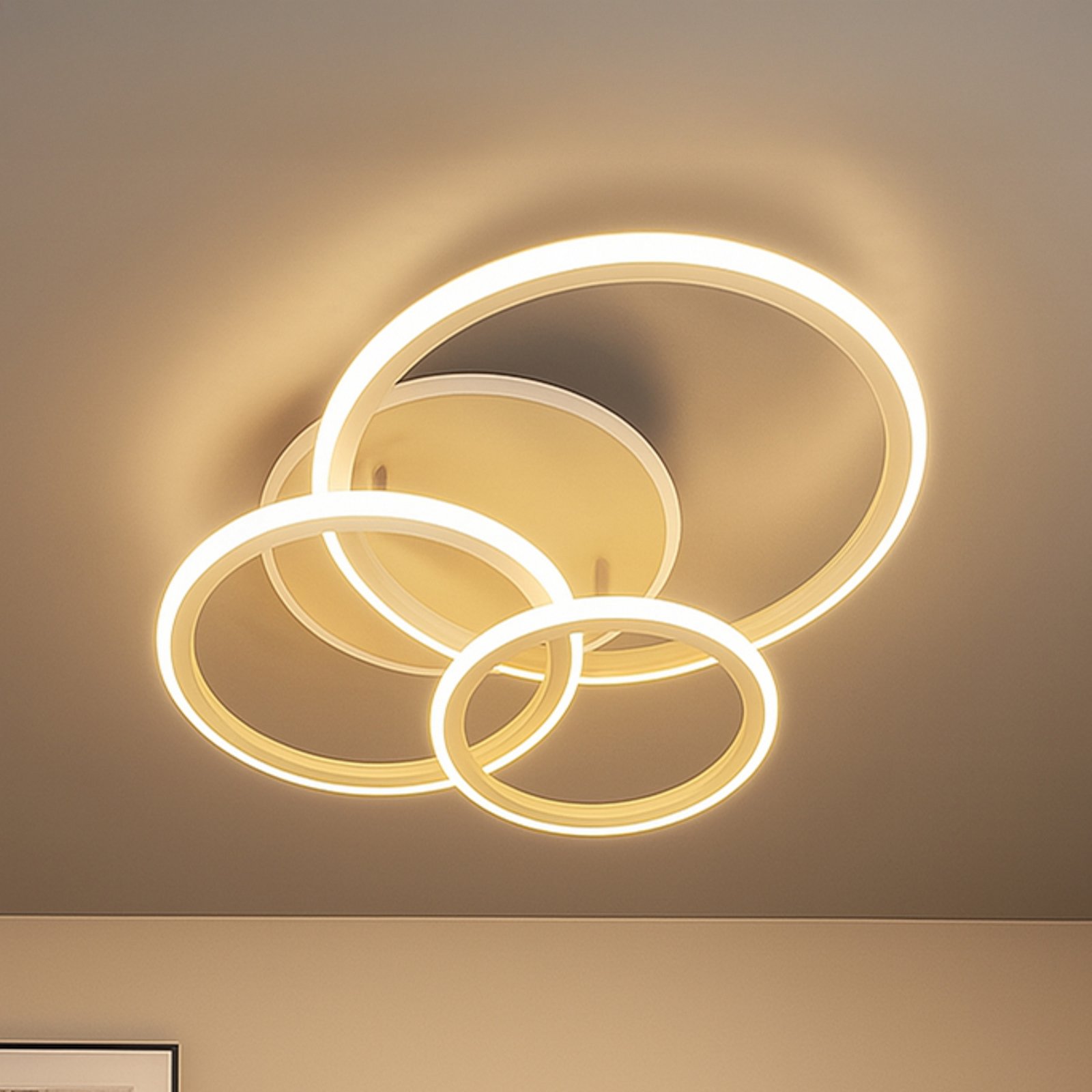 LED stropna svetilka Gelder, 60 cm, siva/peščena, RGBW, CCT