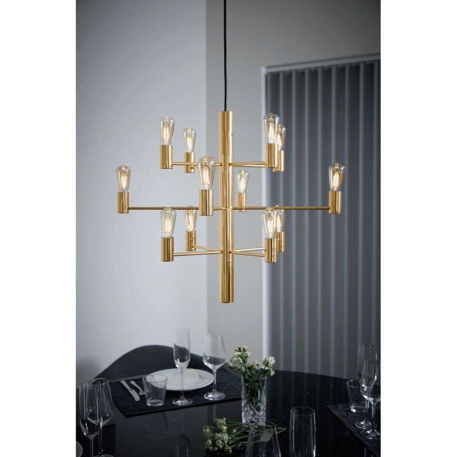 Manola 12 Lysekrone Satin Messing Herstal - Spisestue - Metal