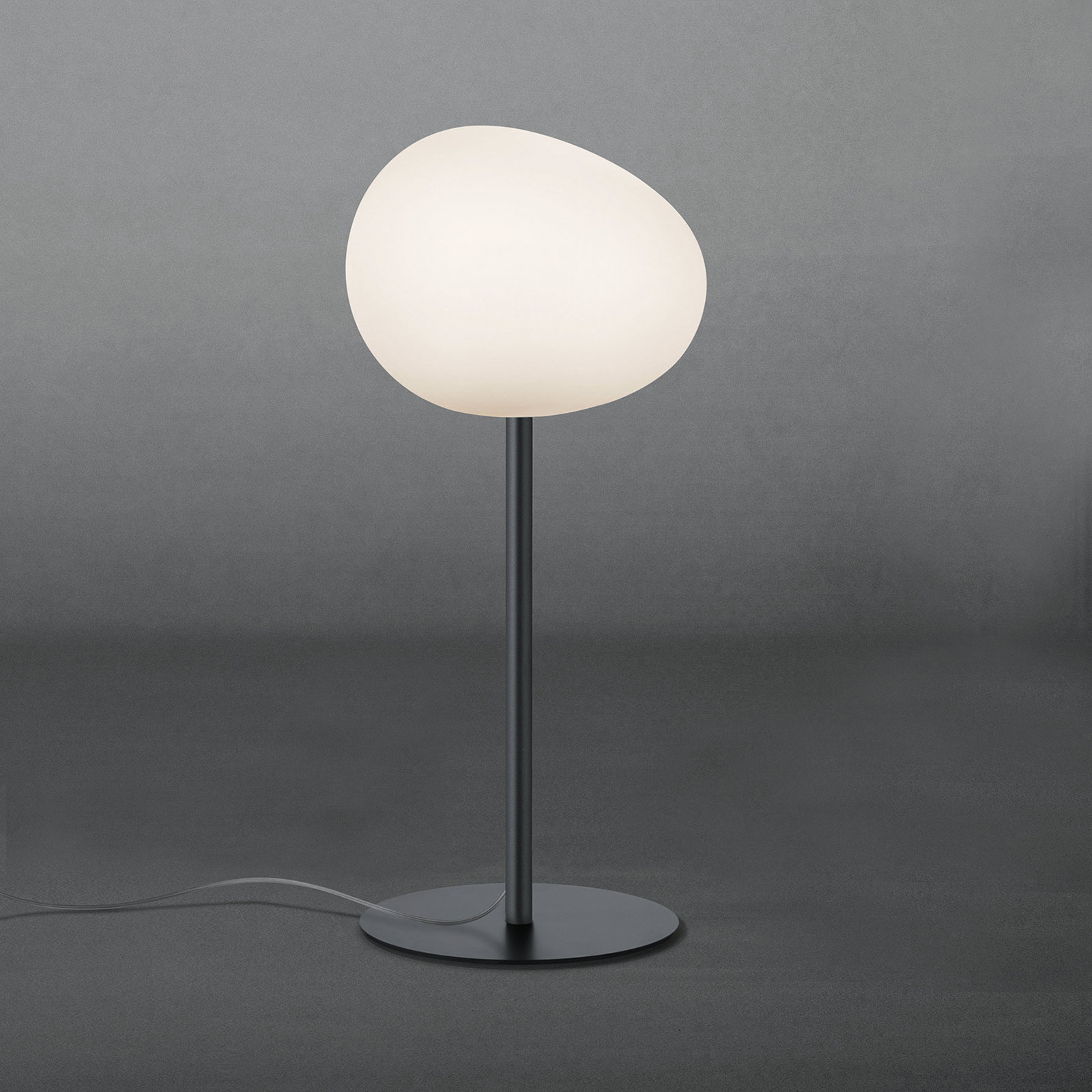 Foscarini Gregg media alta table lamp, graphite