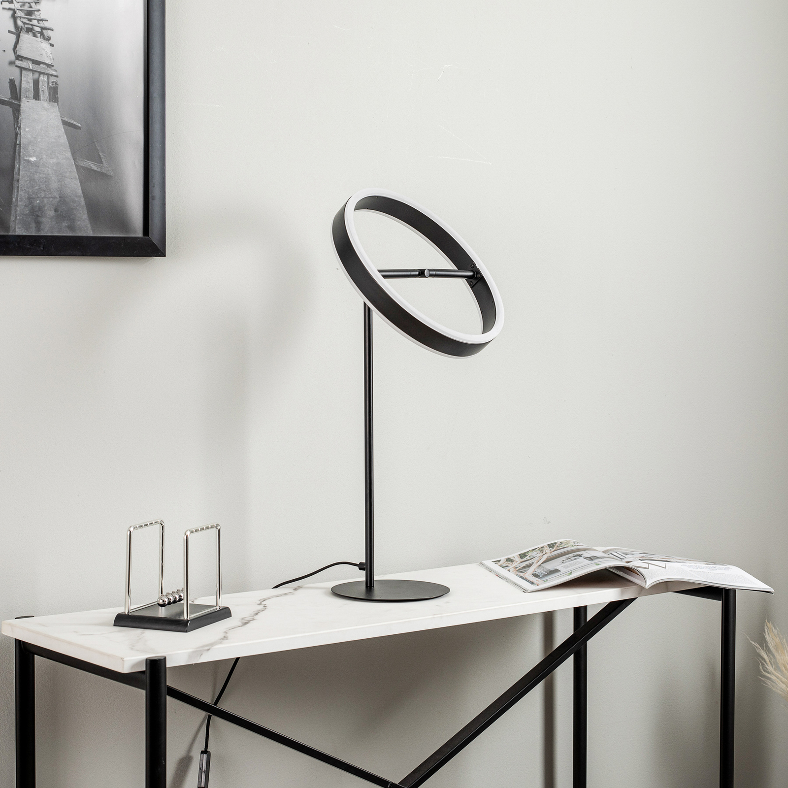 Lucande LED-bordslampa Yekta, 3-stepdim, svart