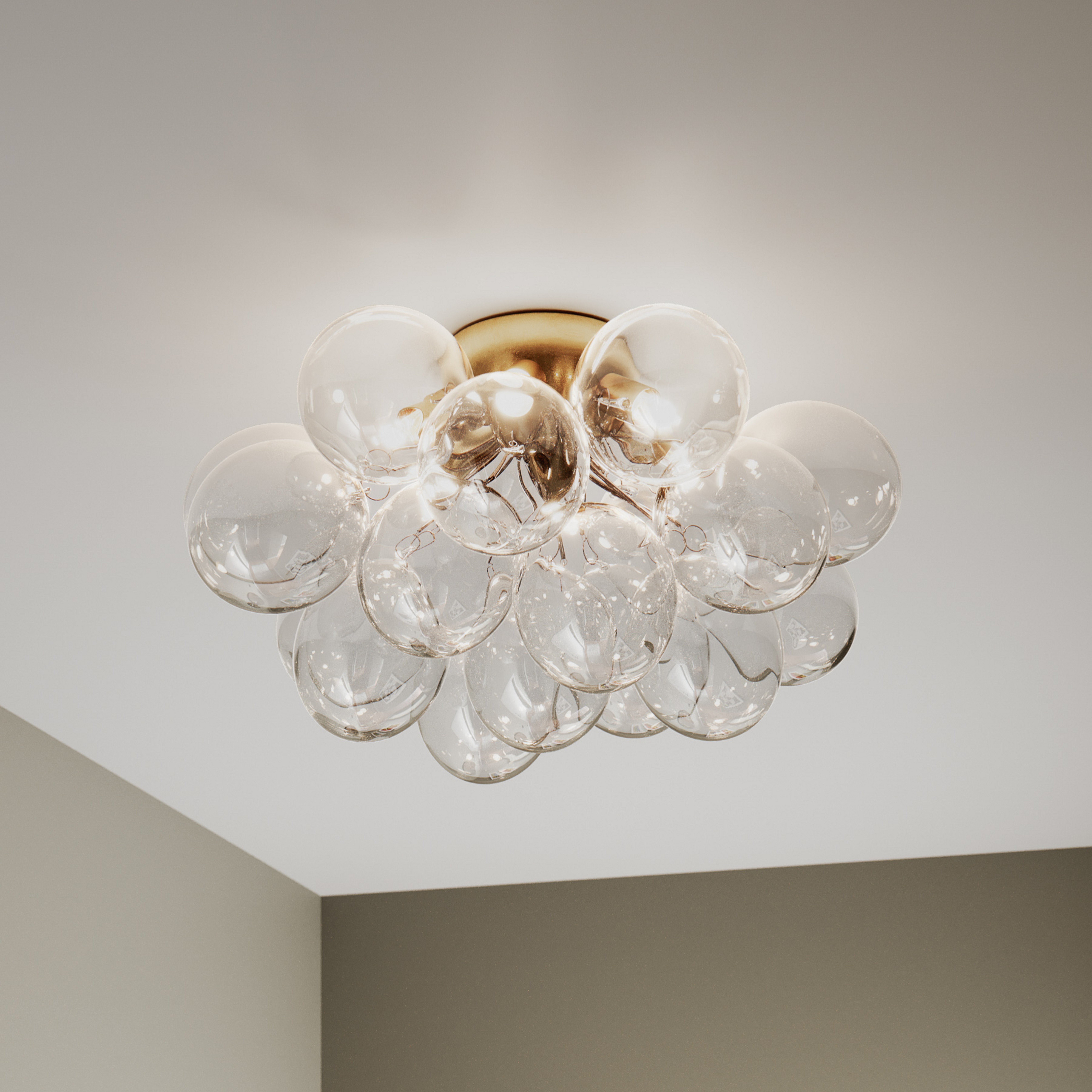 By Rydéns Gross stropné svietidlo, mosadz/čierna, Ø 50 cm, sklo