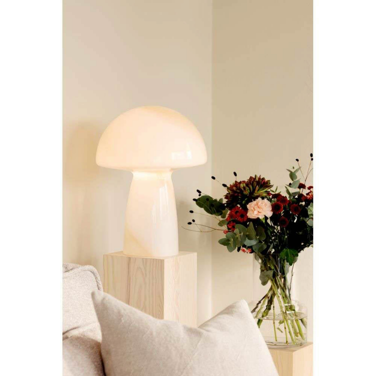 Fungo 30 Lampa Stołowa Beige - Globen Lighting