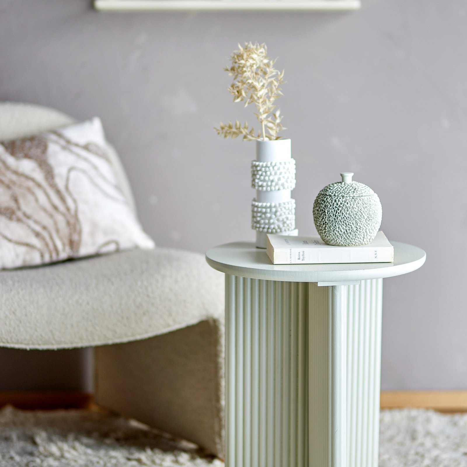 Edith Beistelltisch, Kiefernholz, weiß - BLOOMINGVILLE Edith Beistelltisch, Kiefernholz, weiß - BLOOMINGVILLE