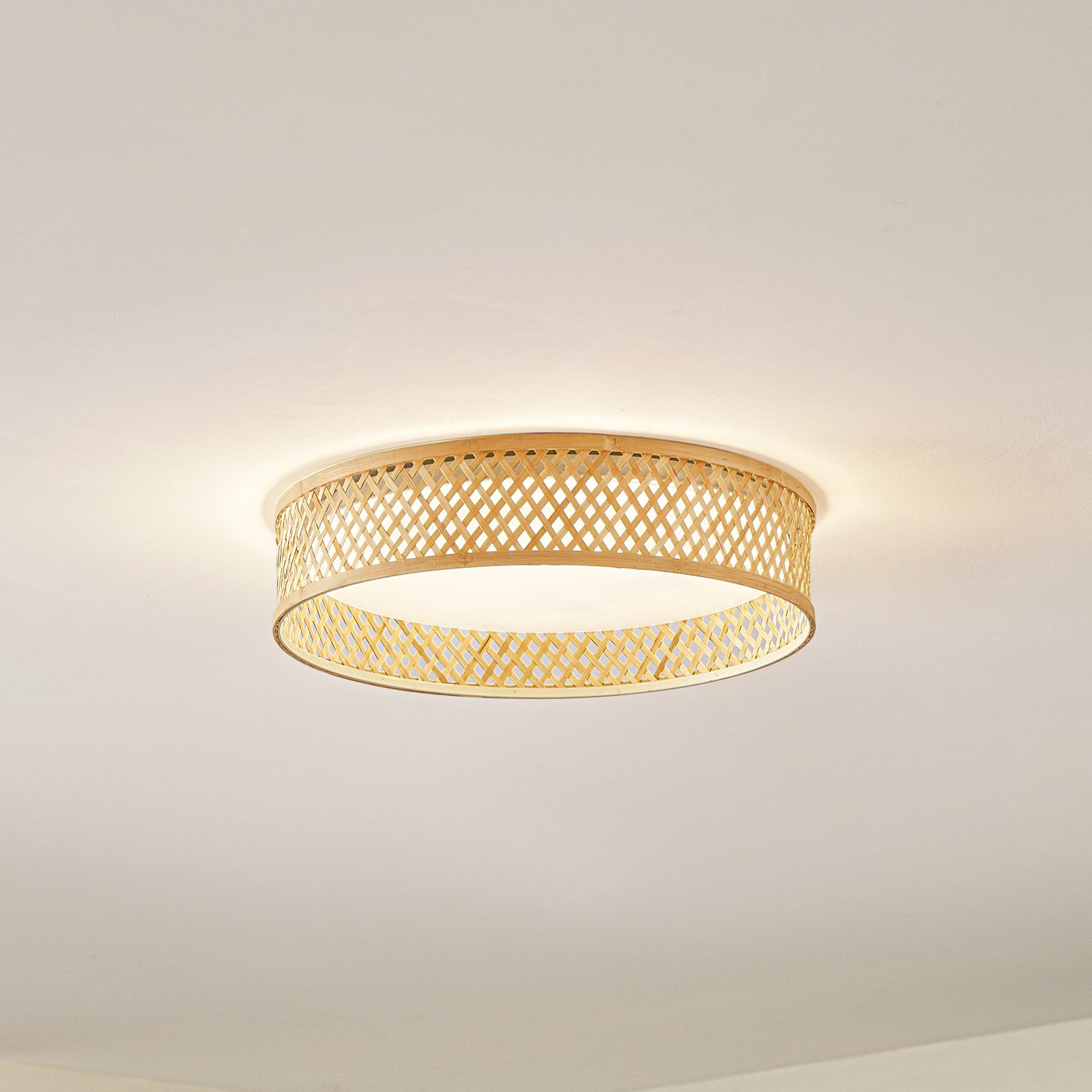 Plafón LED Lindby Eilif, bambú, blanco, Ø 40 cm