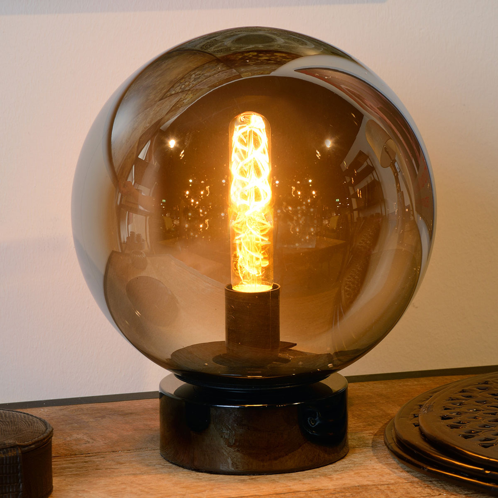Emuleren klein Deter Glazen tafellamp Jorit in bolvorm, 25 cm | Lampen24.be