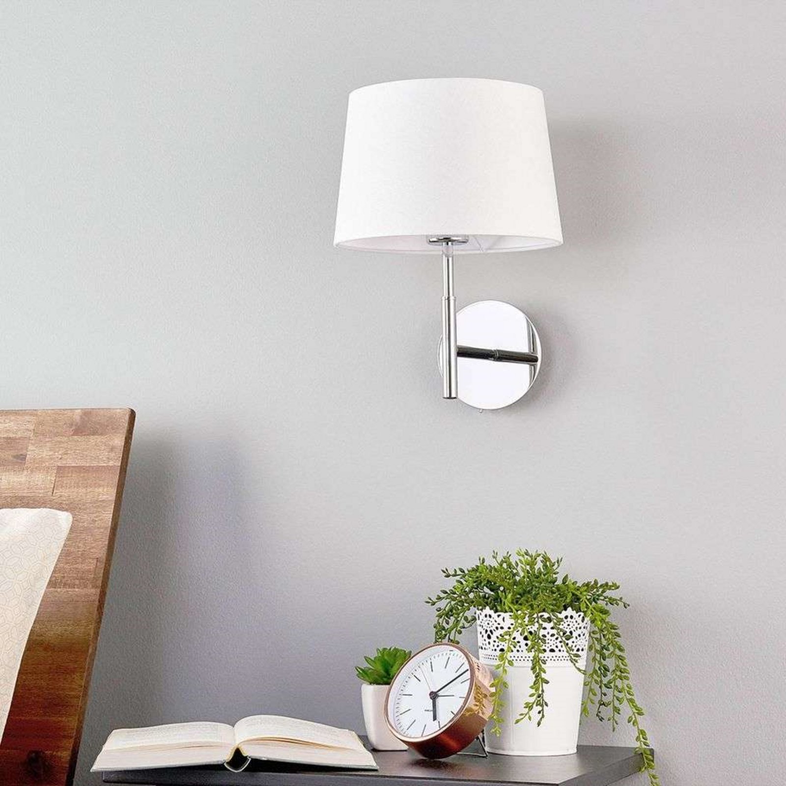 Dorothea Vegglampe White/Chrome - Lucande