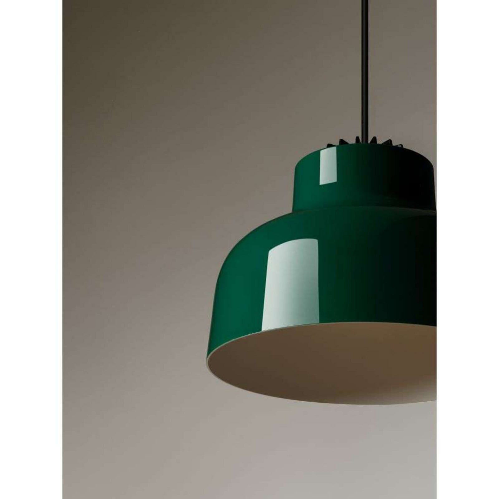 M64 Pendel Dim. Glossy English Green Santa & Cole - Stue - Aluminium