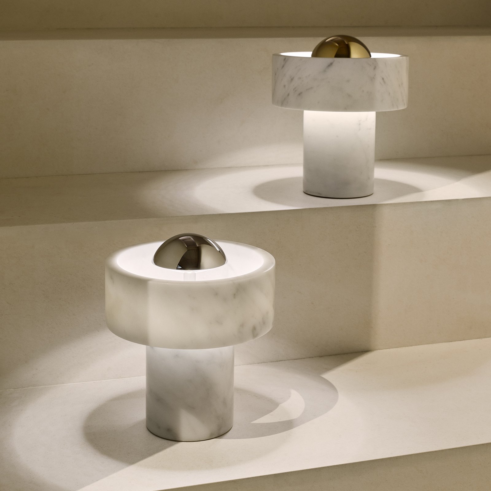 Tom Dixon LED-akuga laualamp Stone, hõbedane, 19 cm